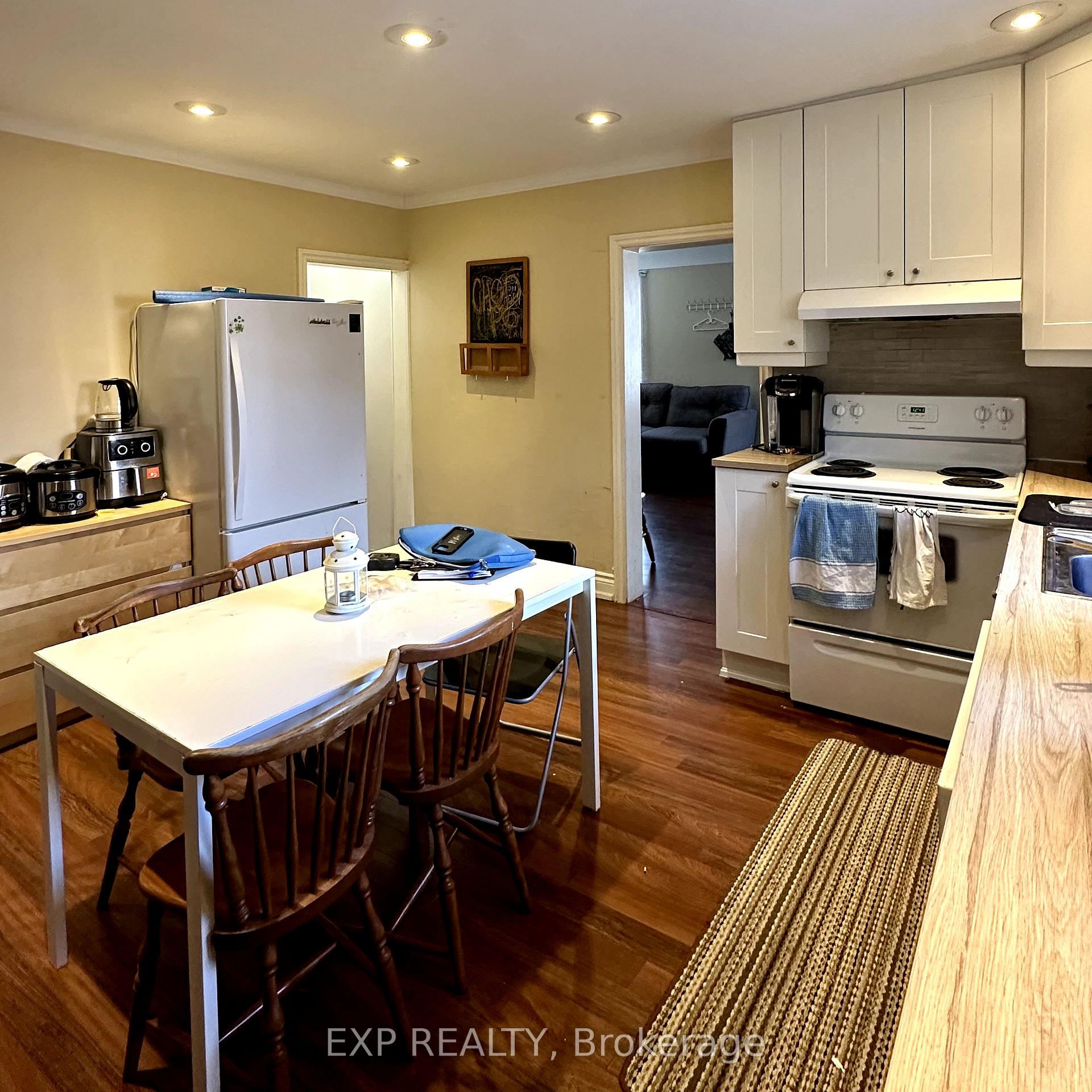 Photo 11 of 215 Emerson Street, Hamilton, Ainslie Wood — HOMEH