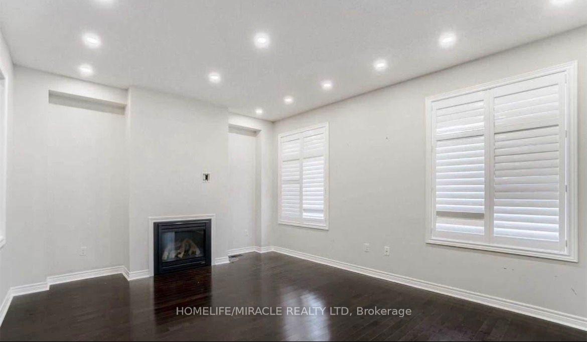 Photo 4 of 144 George Robinson Drive, Brampton, Credit Valley — HOMEH