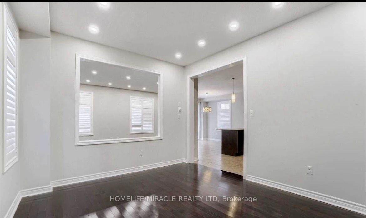 Photo 5 of 144 George Robinson Drive, Brampton, Credit Valley — HOMEH