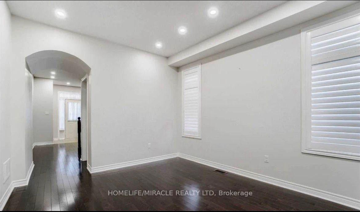 Photo 8 of 144 George Robinson Drive, Brampton, Credit Valley — HOMEH
