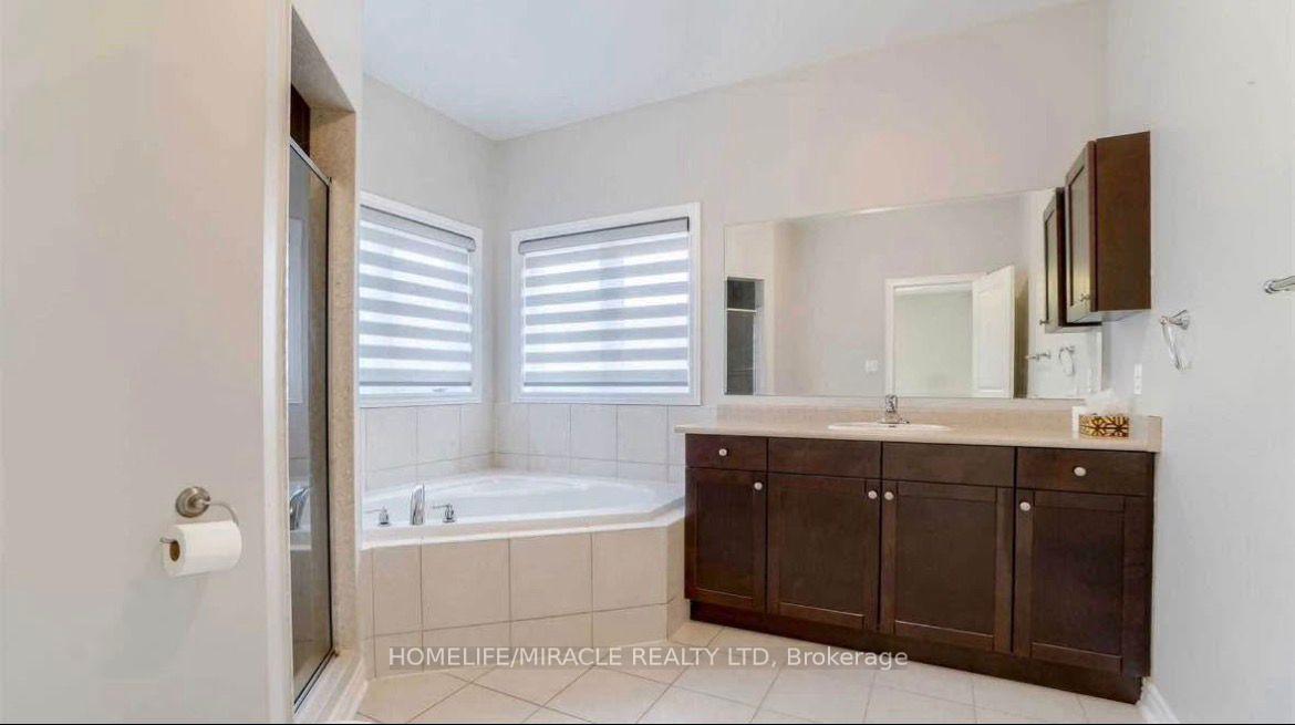 Photo 19 of 144 George Robinson Drive, Brampton, Credit Valley — HOMEH