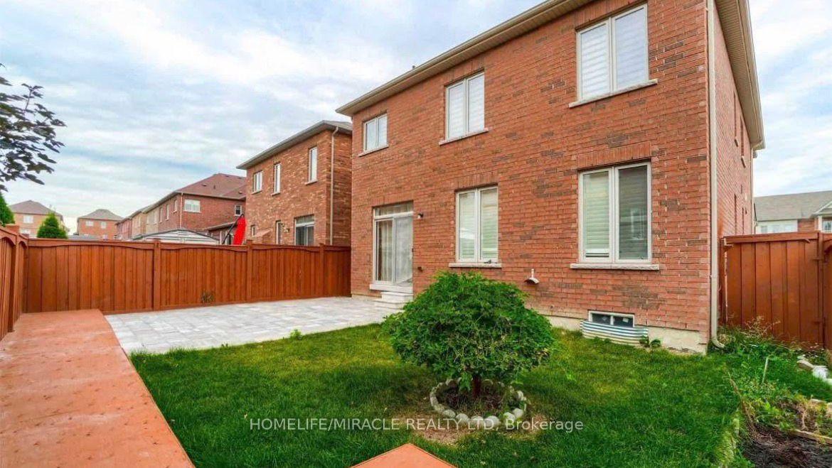 Photo 24 of 144 George Robinson Drive, Brampton, Credit Valley — HOMEH
