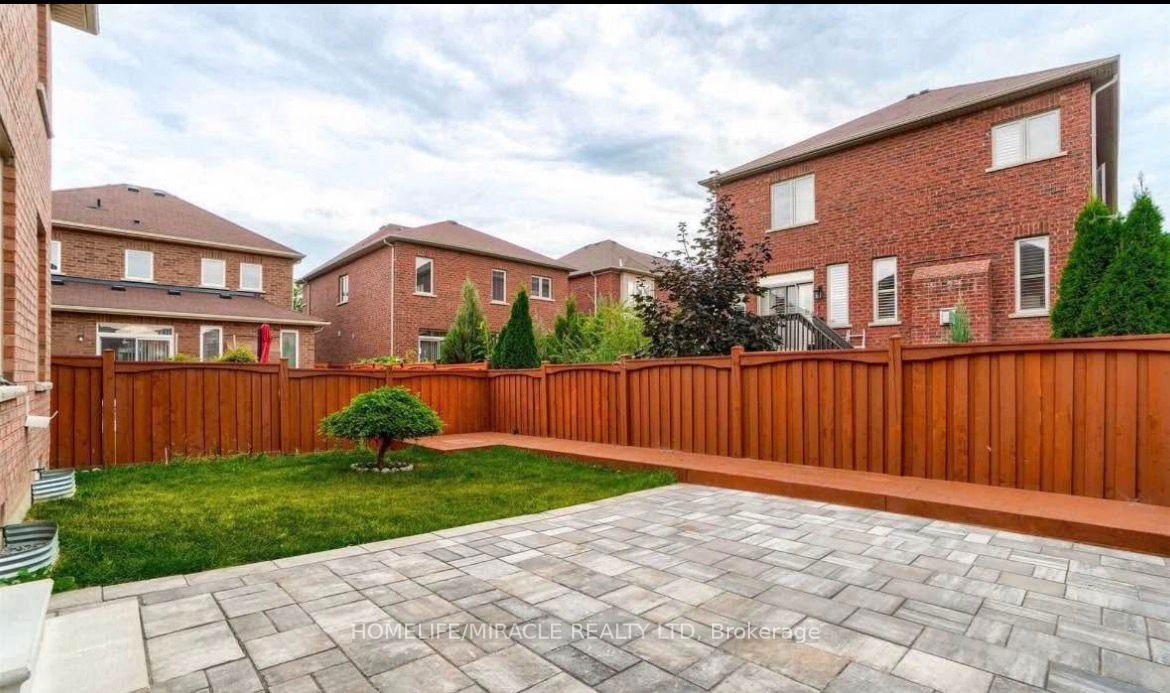 Photo 25 of 144 George Robinson Drive, Brampton, Credit Valley — HOMEH