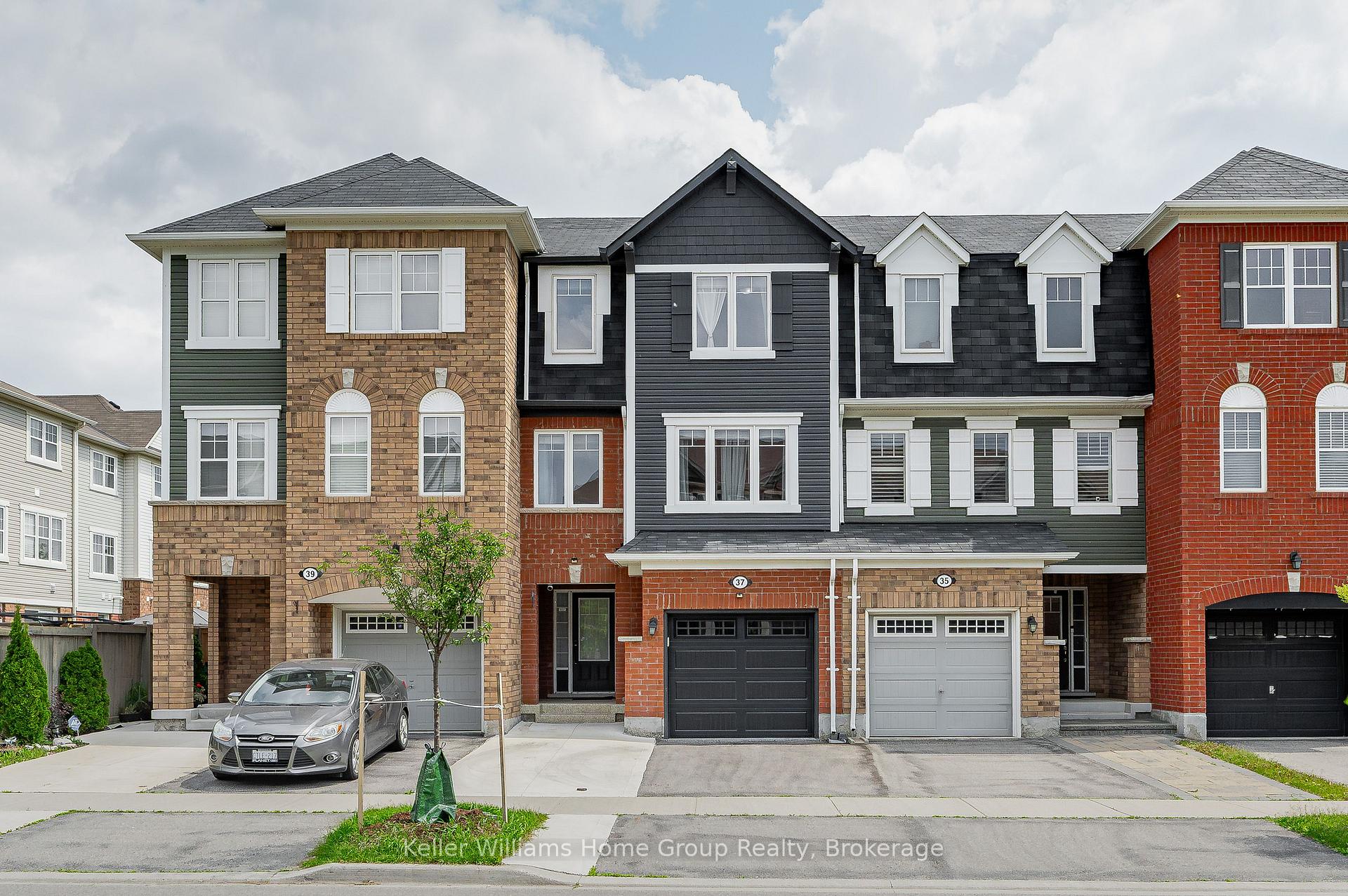 Front of 37 Vanhorne Close
