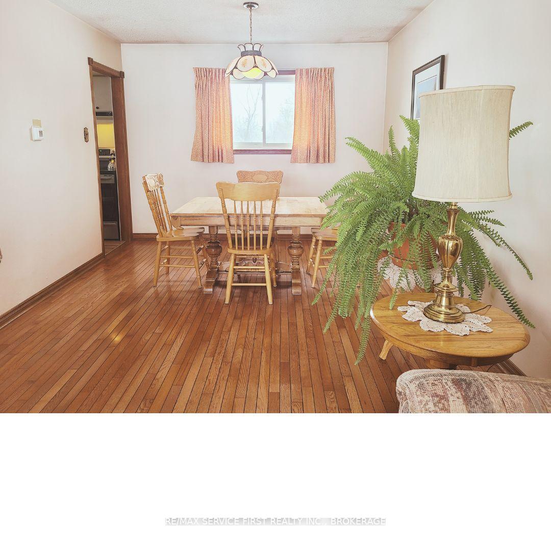 Photo 2 of 5196 Petworth Road, Frontenac, Frontenac South — HOMEH