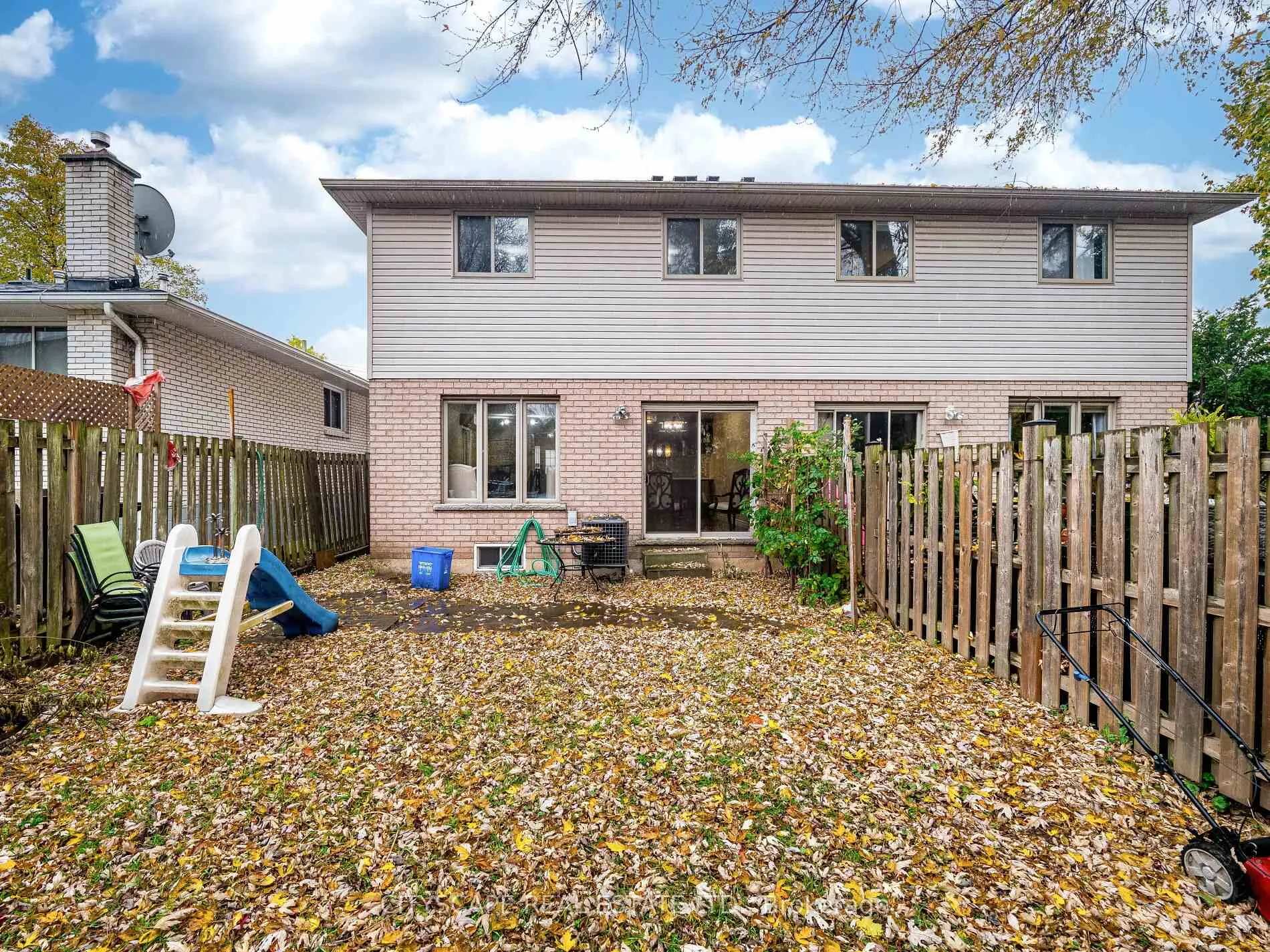 Photo 28 of 22 Jones Street, Hamilton, Strathcona — HOMEH