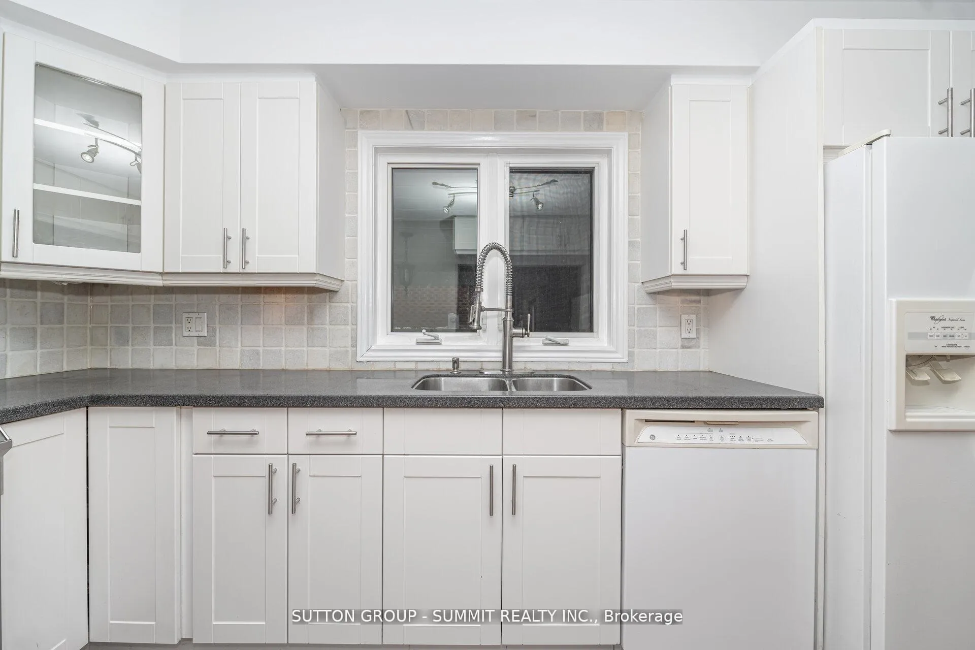 Photo 24 of 3018 Dalehurst Drive, Mississauga, Meadowvale — HOMEH
