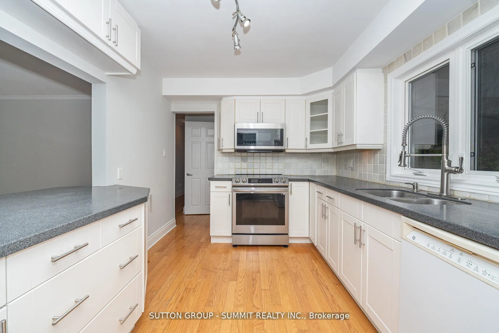 Photo 29 of 3018 Dalehurst Drive, Mississauga, Meadowvale — HOMEH