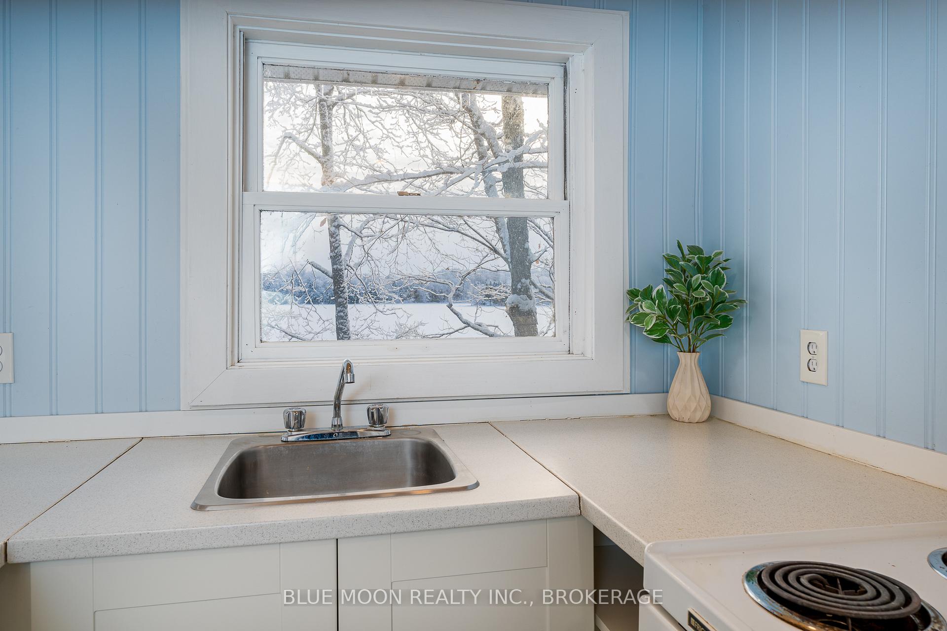 Photo 11 of 1004 Masonville Lane, Frontenac, Frontenac South — HOMEH