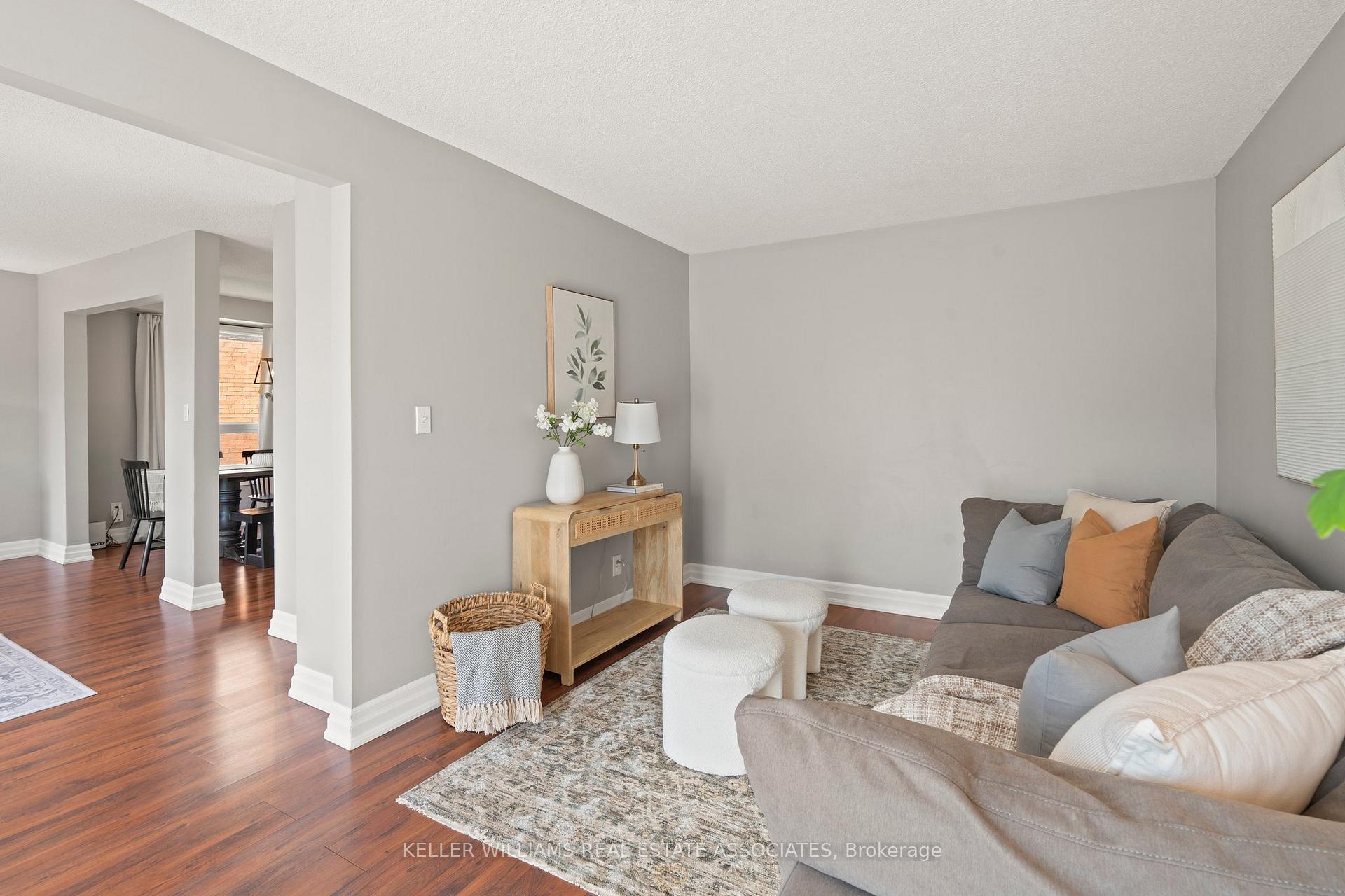 Photo 13 of 19 Soper Court, Clarington, Bowmanville — HOMEH
