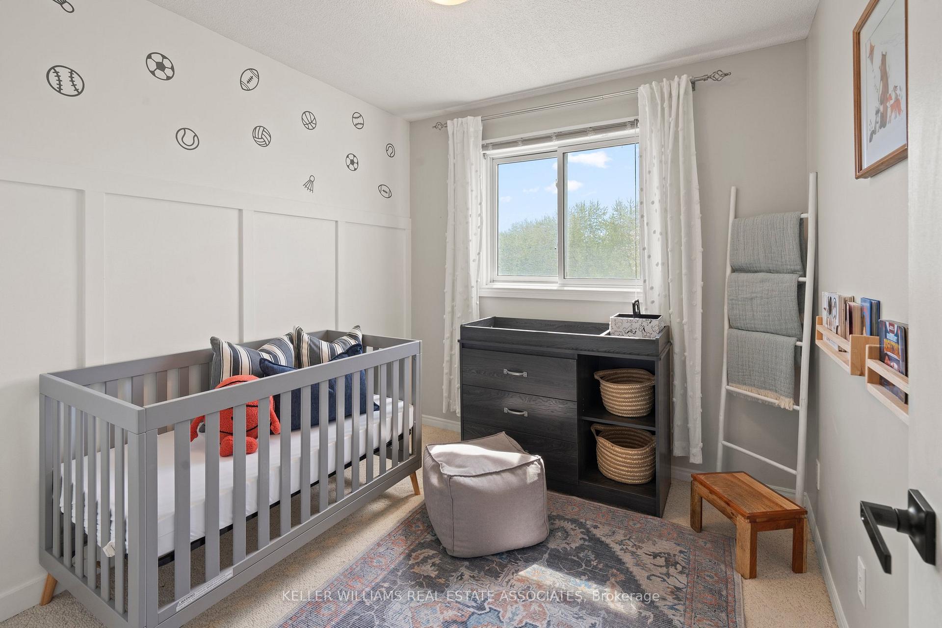 Photo 30 of 19 Soper Court, Clarington, Bowmanville — HOMEH