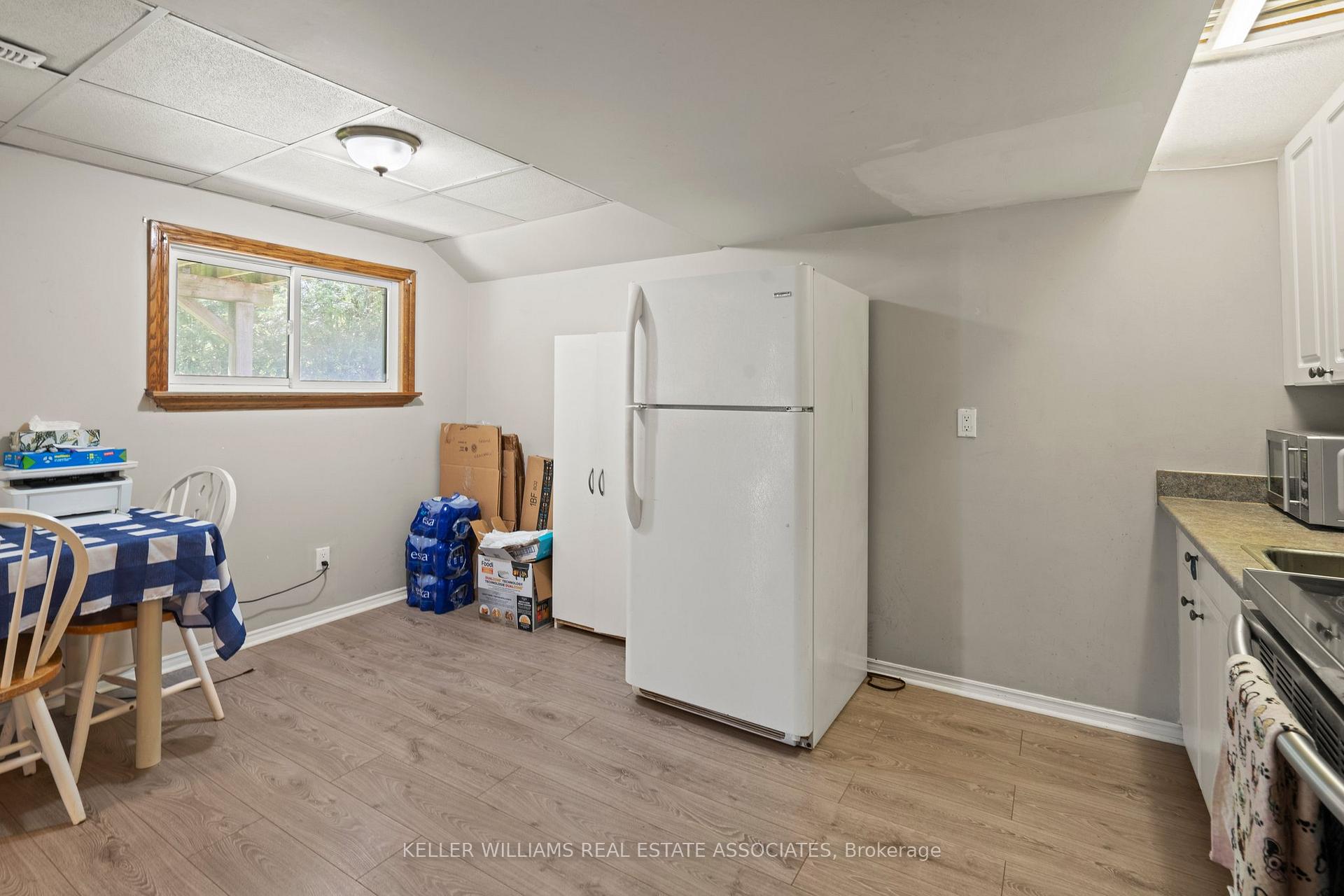 Photo 32 of 19 Soper Court, Clarington, Bowmanville — HOMEH