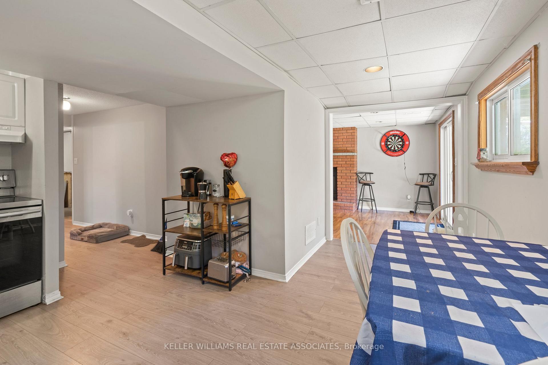 Photo 33 of 19 Soper Court, Clarington, Bowmanville — HOMEH