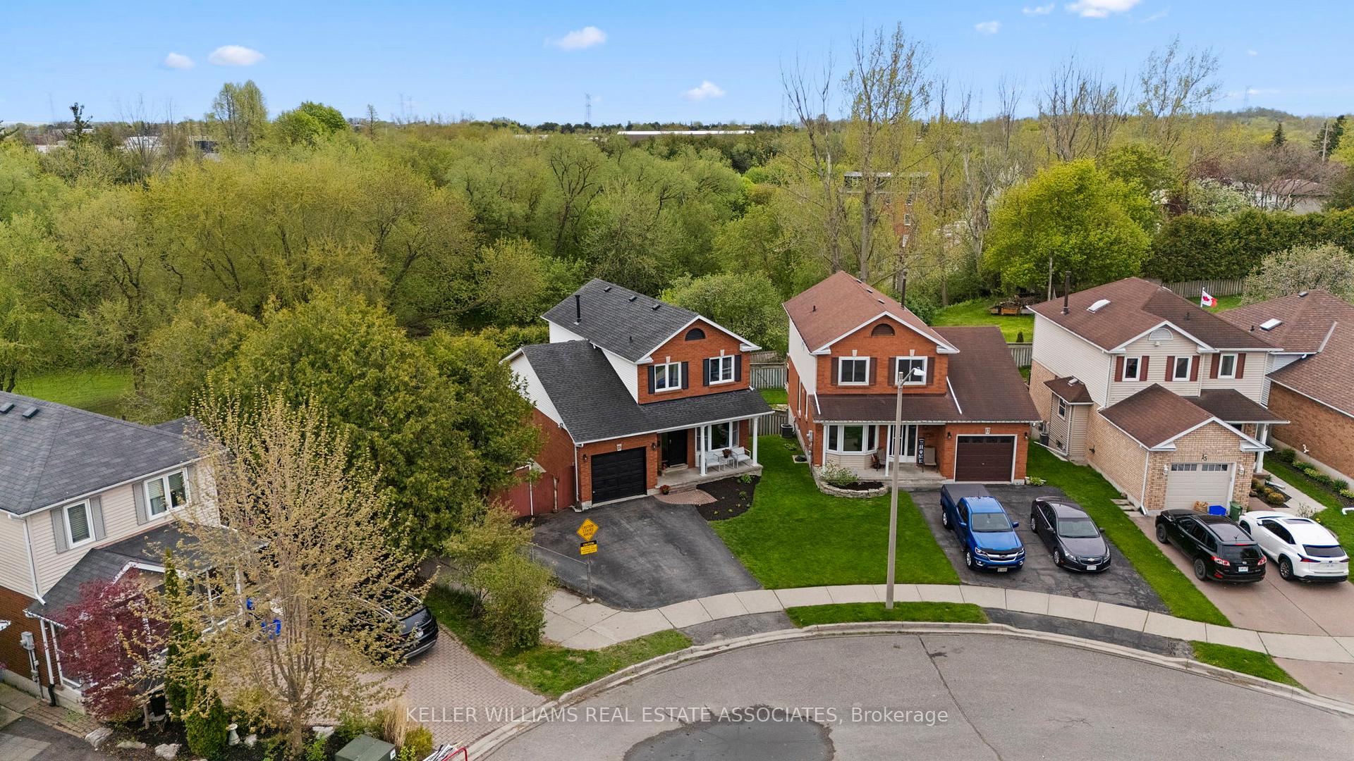 Photo 48 of 19 Soper Court, Clarington, Bowmanville — HOMEH