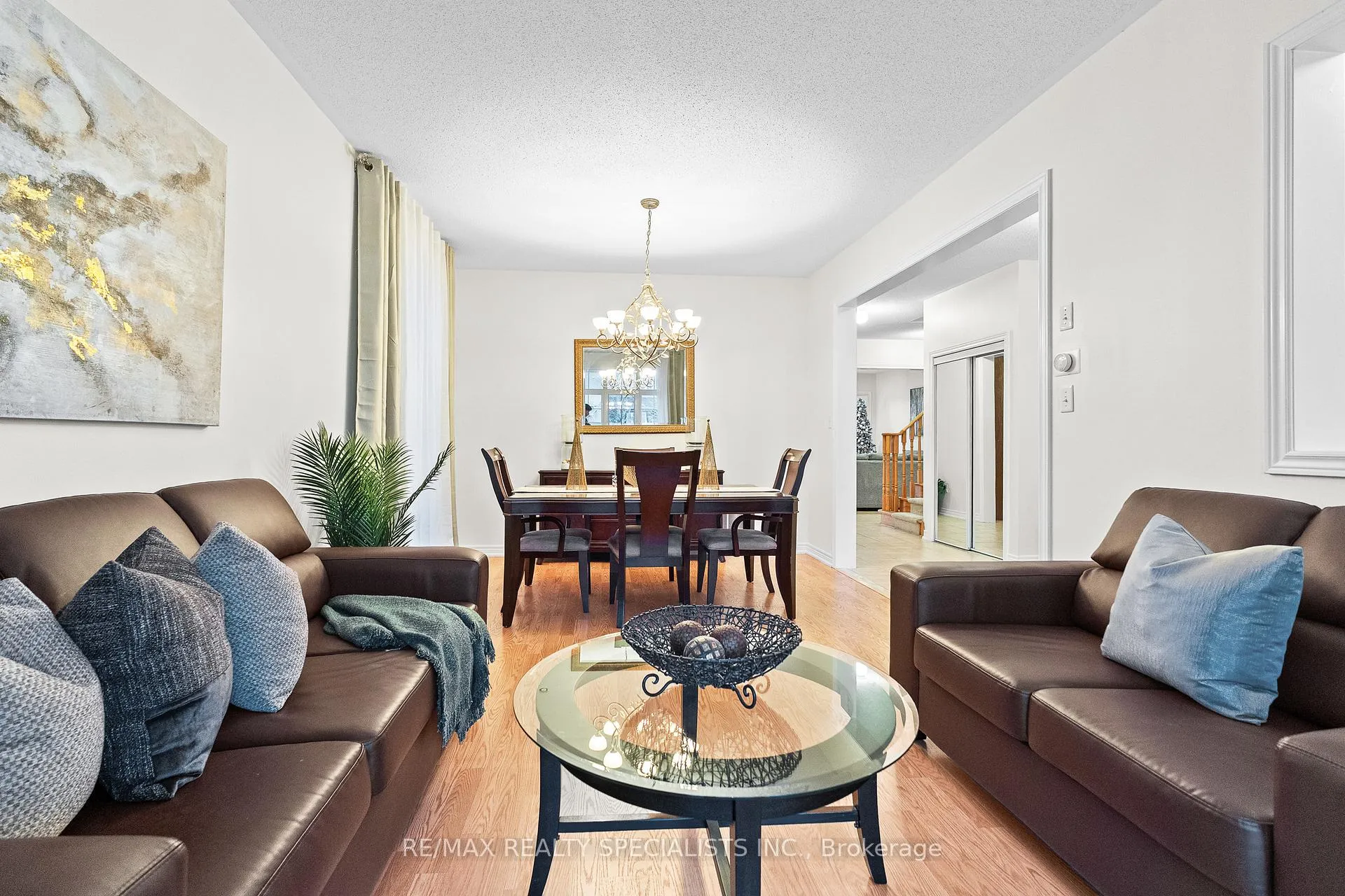 Photo 7 of 6 Niceview Drive, Brampton, Sandringham-Wellington — HOMEH