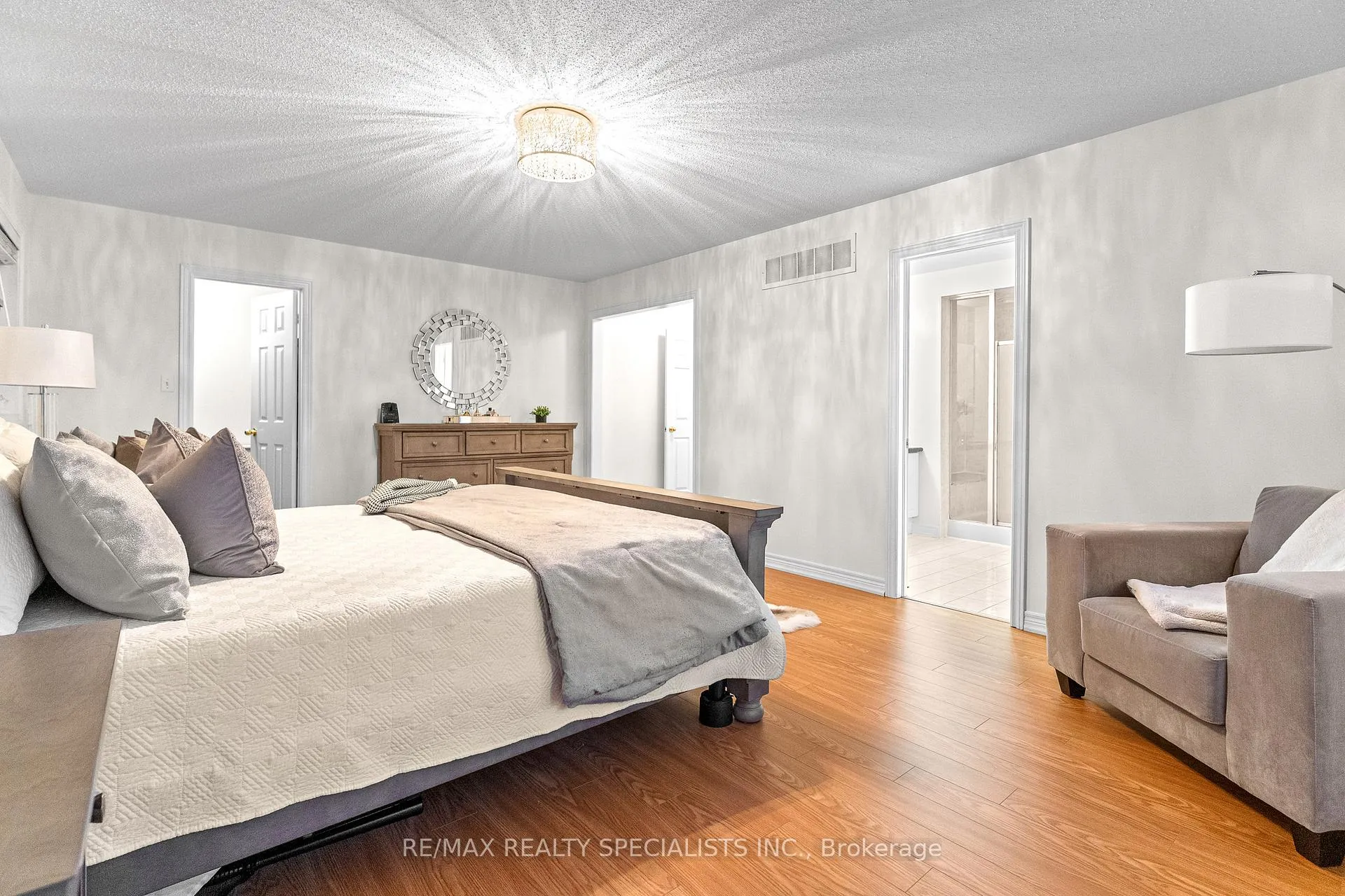 Photo 22 of 6 Niceview Drive, Brampton, Sandringham-Wellington — HOMEH