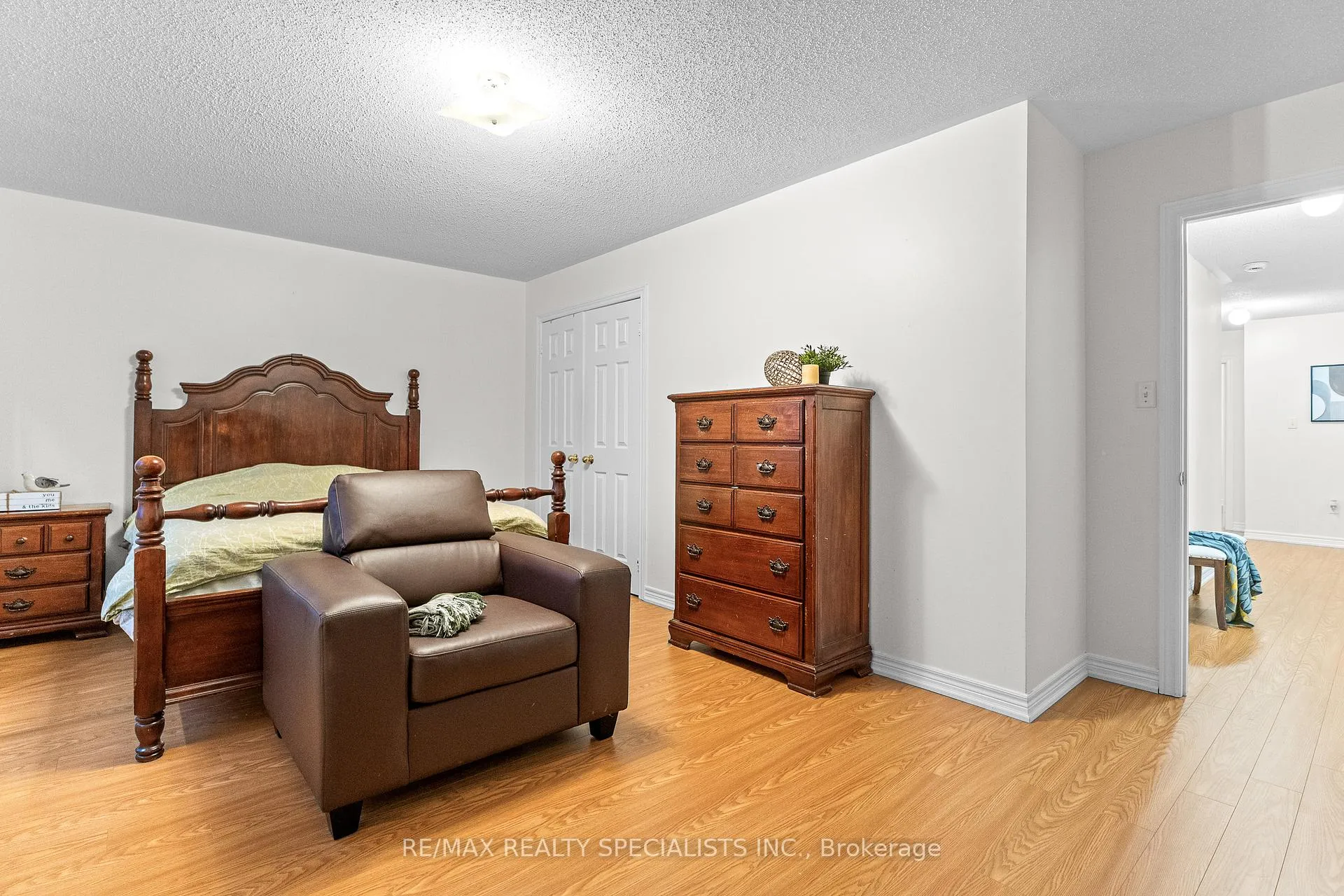 Photo 28 of 6 Niceview Drive, Brampton, Sandringham-Wellington — HOMEH