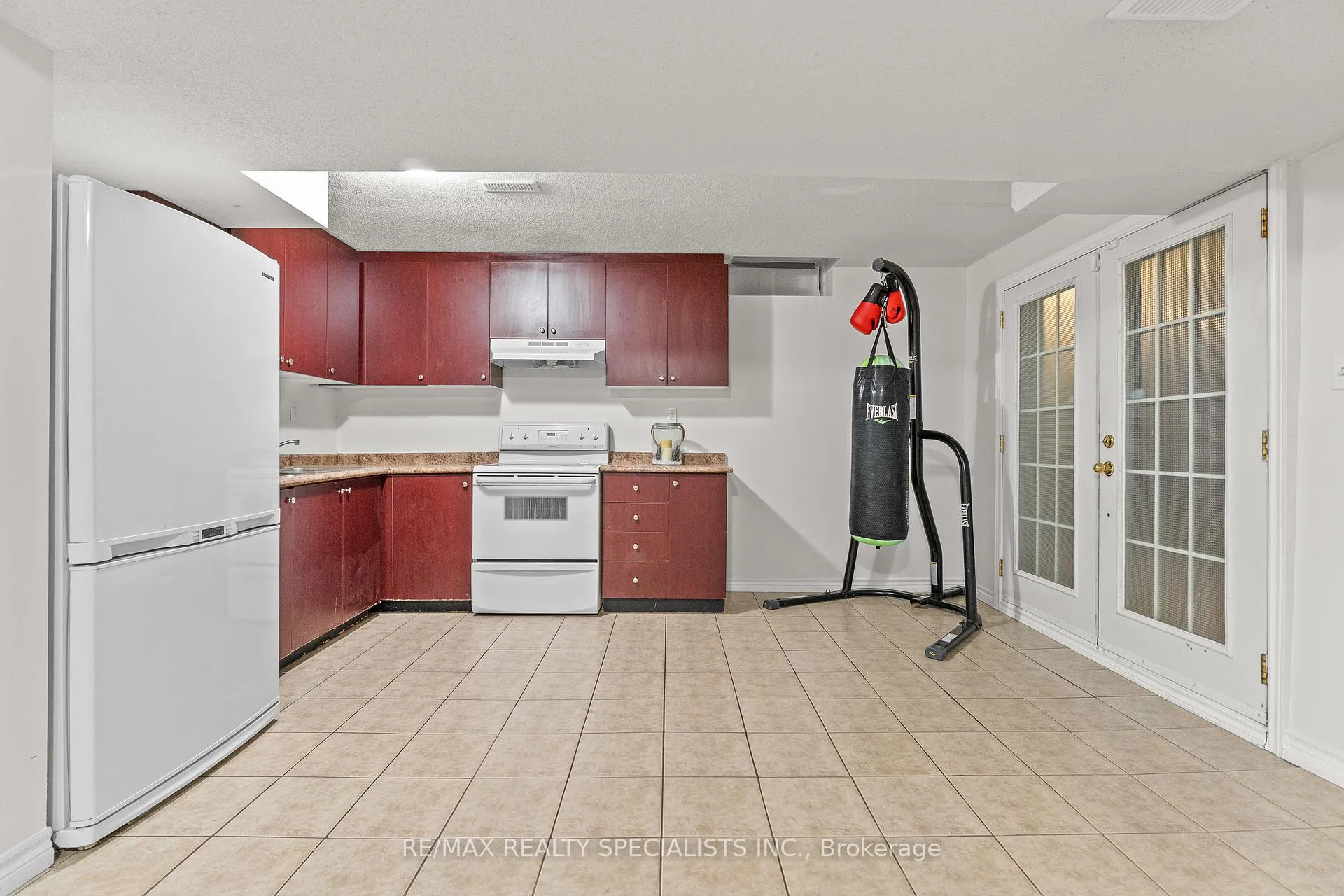 Photo 37 of 6 Niceview Drive, Brampton, Sandringham-Wellington — HOMEH