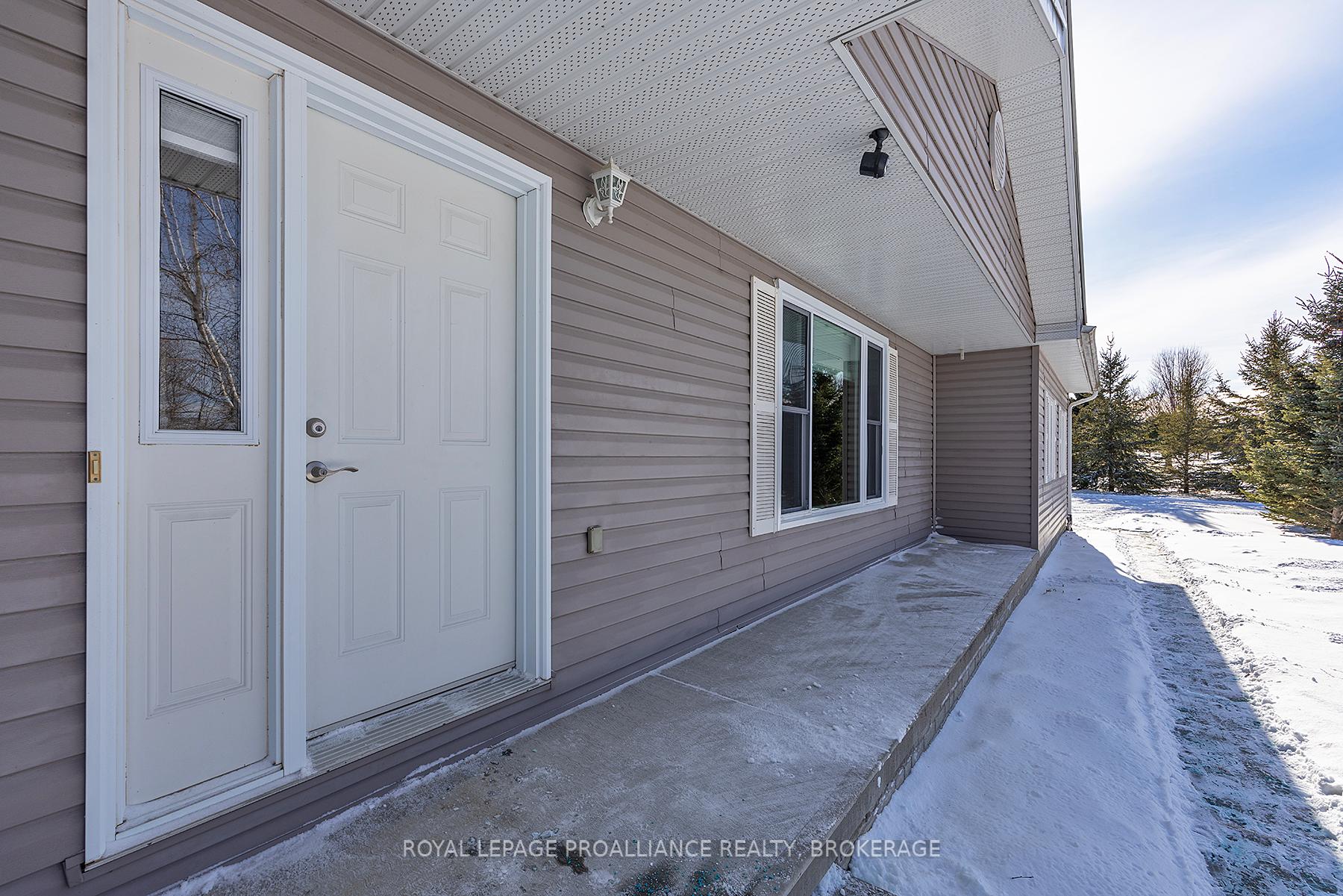 Photo 2 of 4214 Duff Road W, Frontenac, Frontenac South — HOMEH