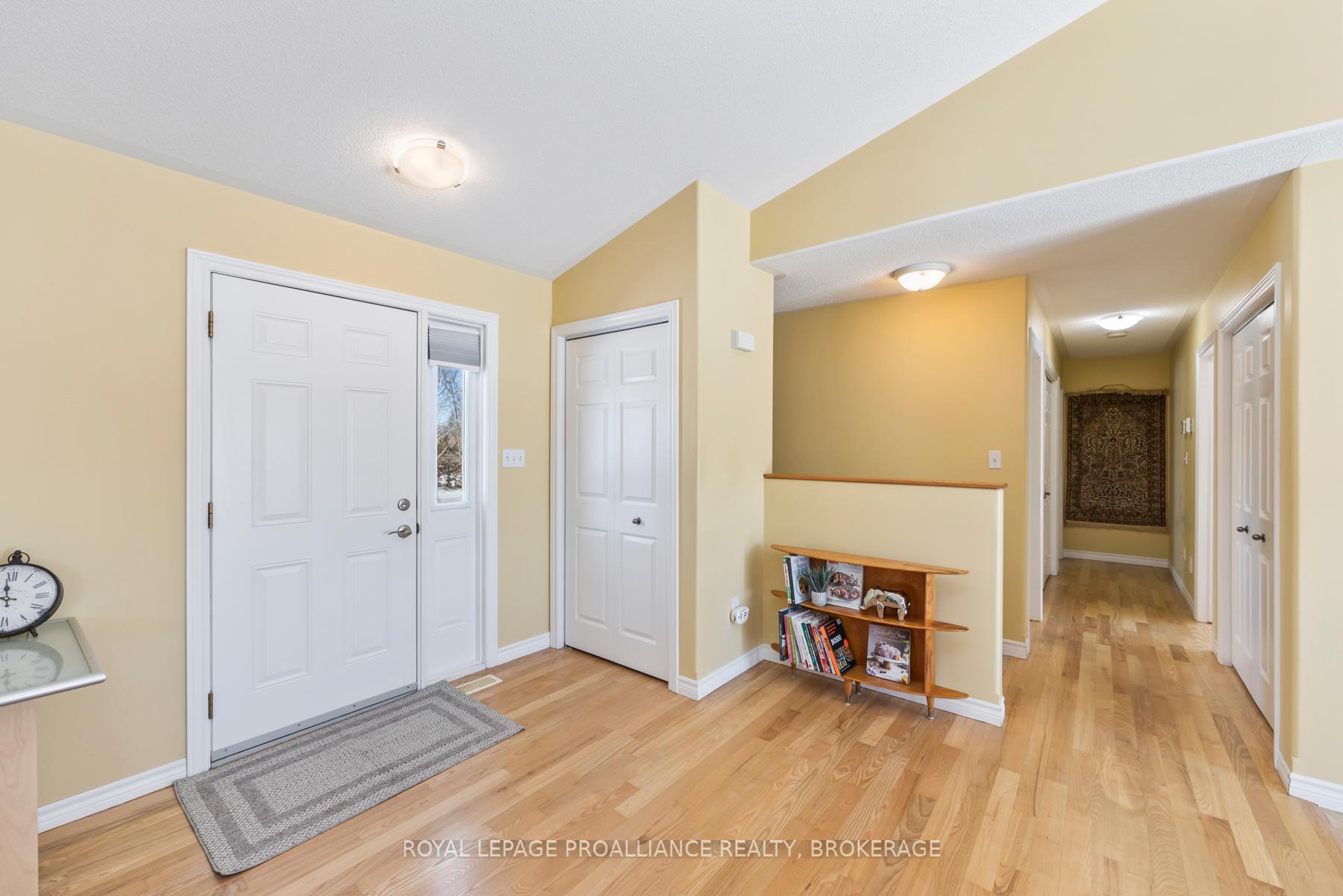 Photo 3 of 4214 Duff Road W, Frontenac, Frontenac South — HOMEH