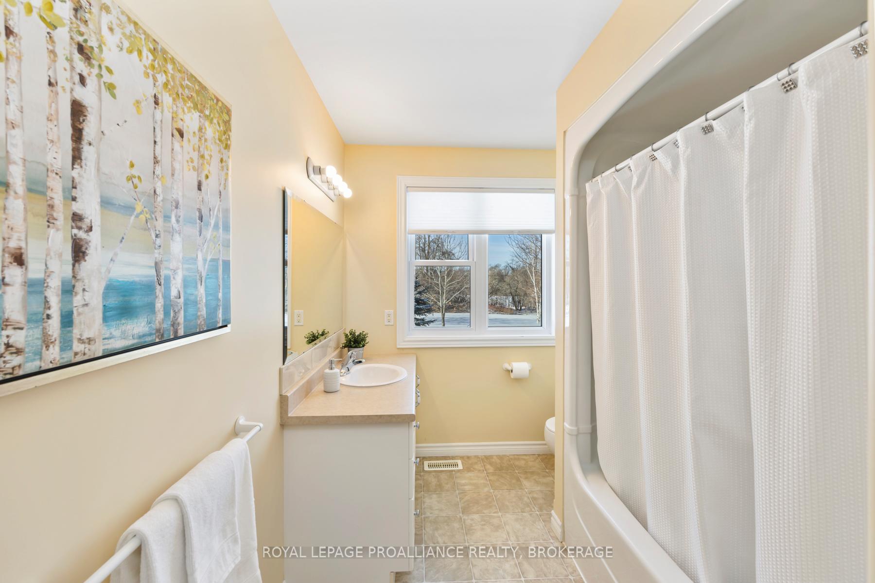 Photo 18 of 4214 Duff Road W, Frontenac, Frontenac South — HOMEH