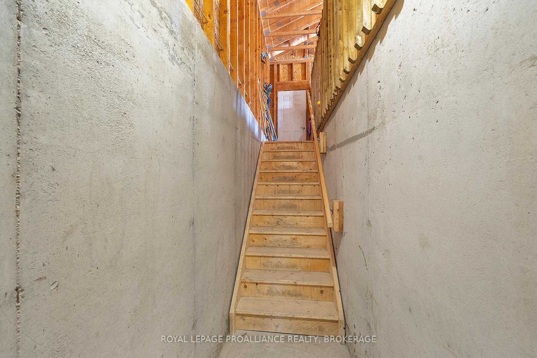 Photo 30 of 4214 Duff Road W, Frontenac, Frontenac South — HOMEH