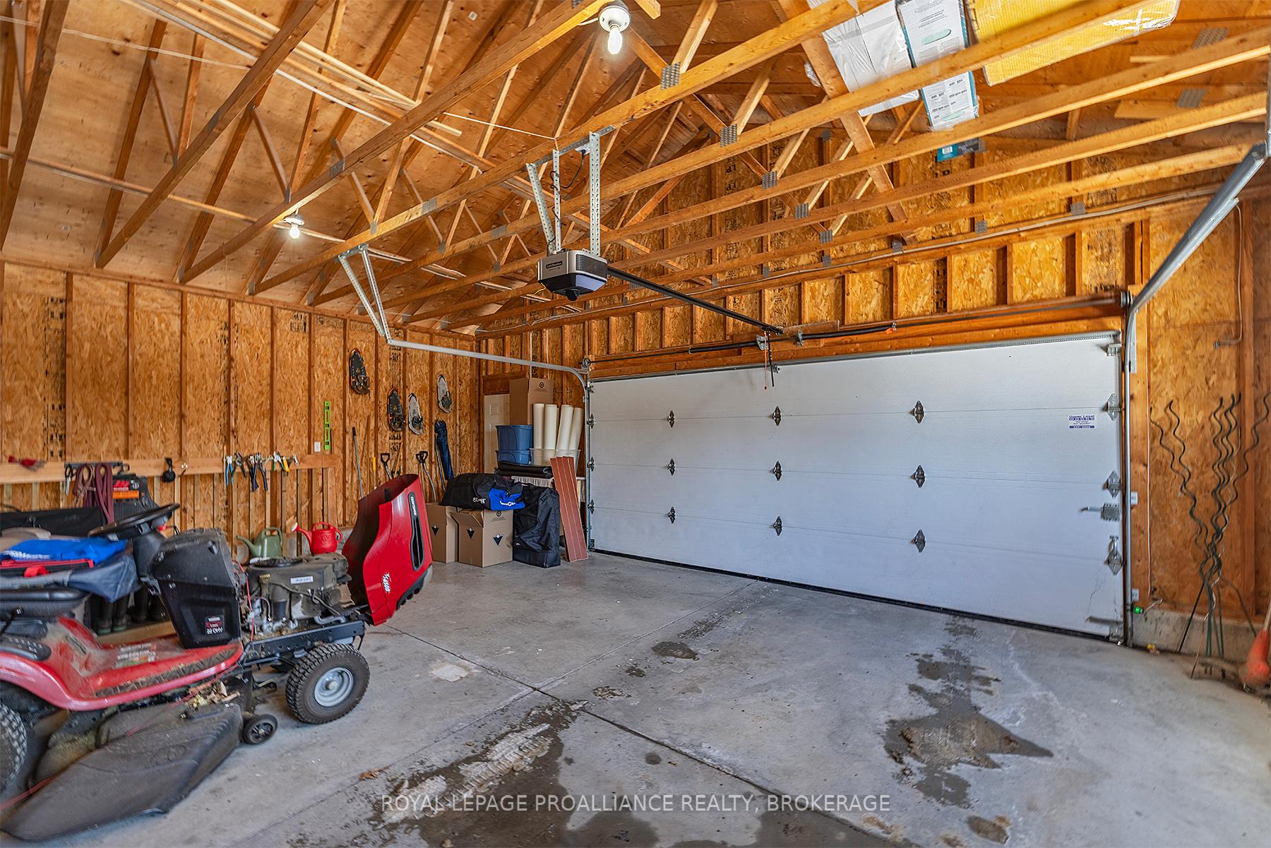 Photo 31 of 4214 Duff Road W, Frontenac, Frontenac South — HOMEH