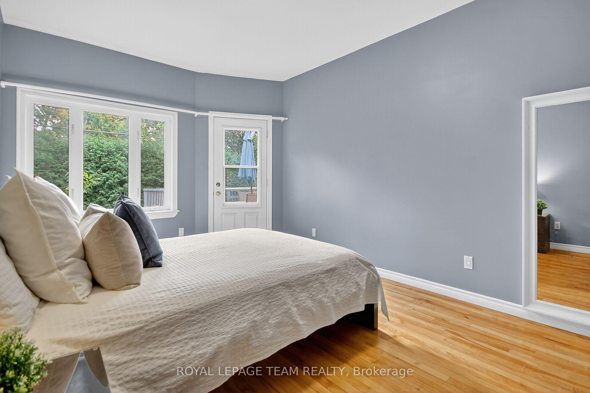 Photo 12 of 420 Avondale Avenue, Ottawa, McKellar/Highland — HOMEH