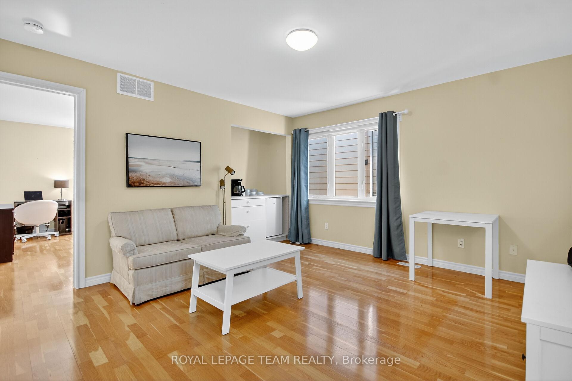 Photo 16 of 420 Avondale Avenue, Ottawa, McKellar/Highland — HOMEH