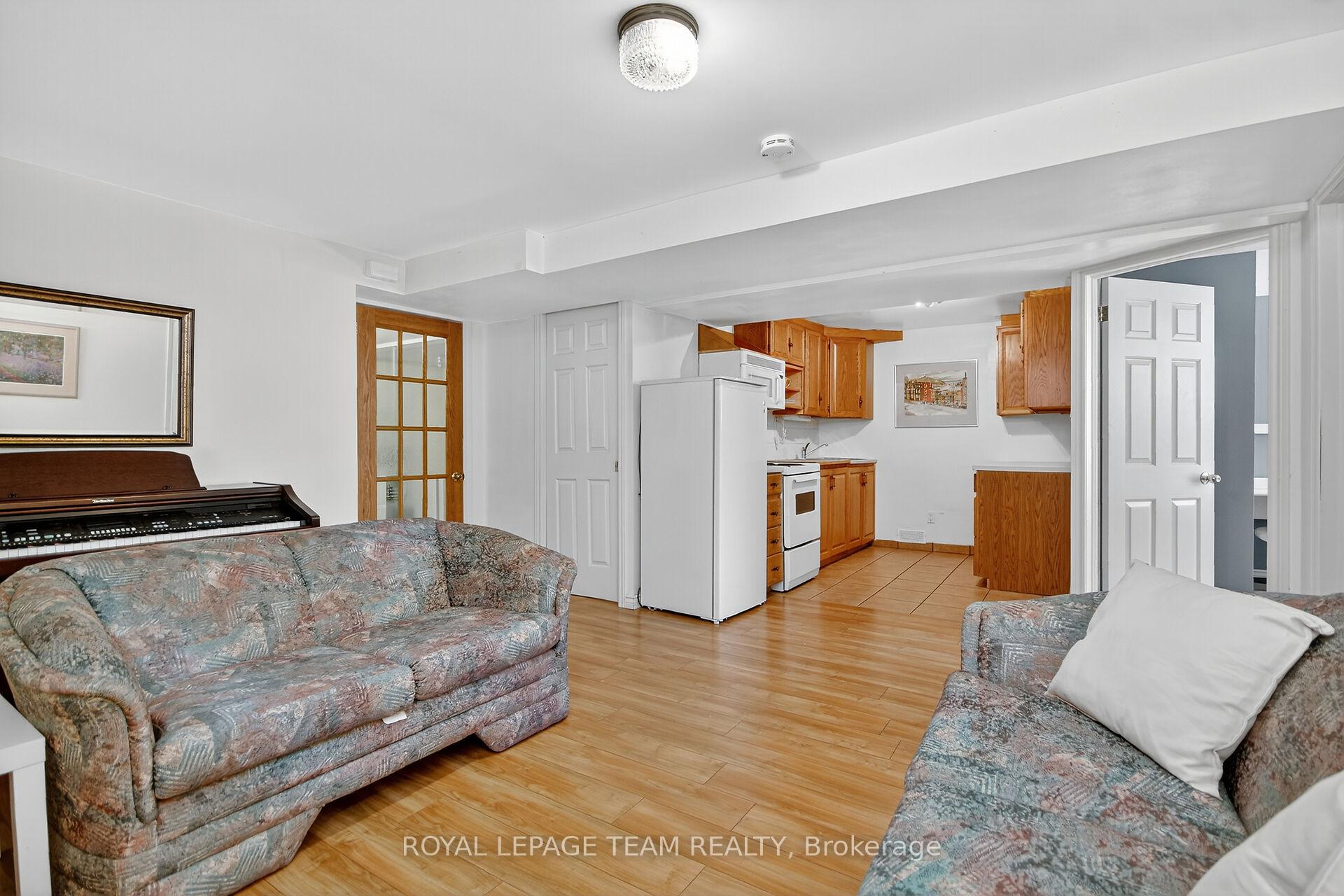 Photo 32 of 420 Avondale Avenue, Ottawa, McKellar/Highland — HOMEH