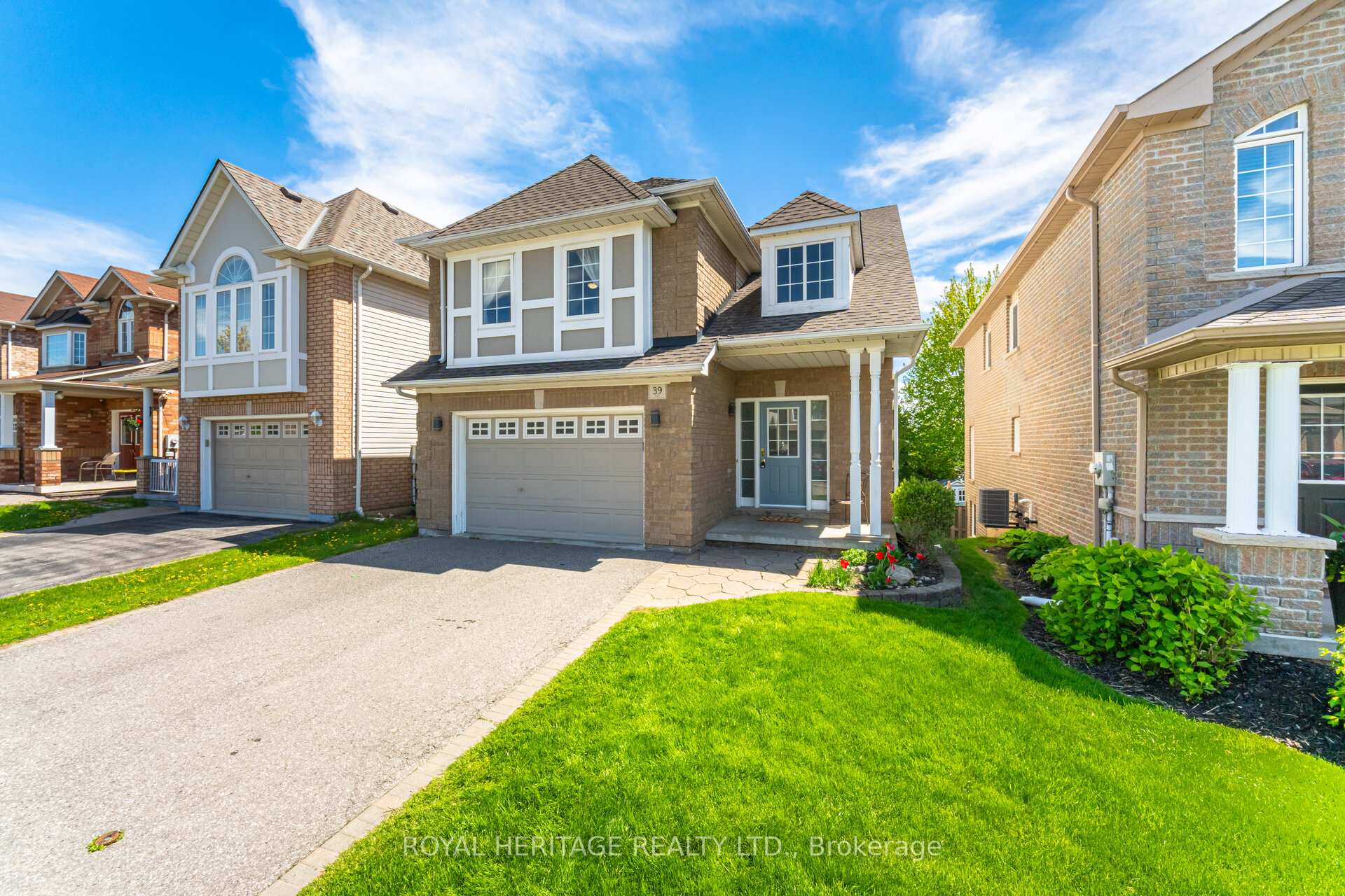 Photo 2 of 39 Aylesworth Avenue, Clarington, Courtice — HOMEH