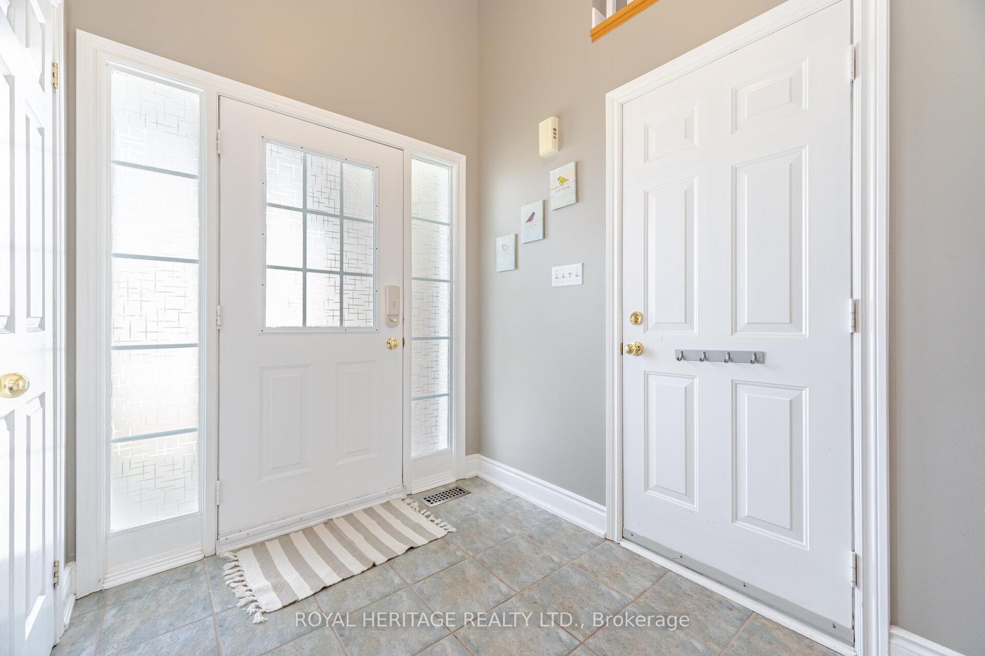 Photo 3 of 39 Aylesworth Avenue, Clarington, Courtice — HOMEH
