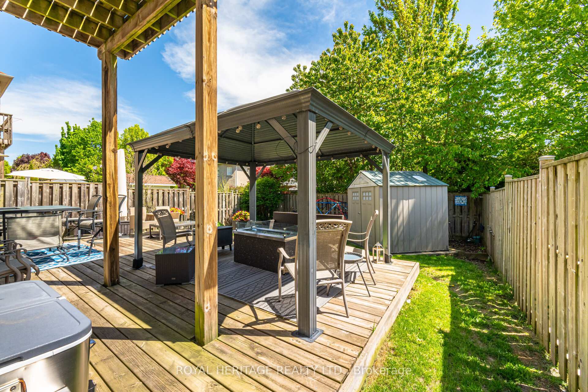 Photo 26 of 39 Aylesworth Avenue, Clarington, Courtice — HOMEH