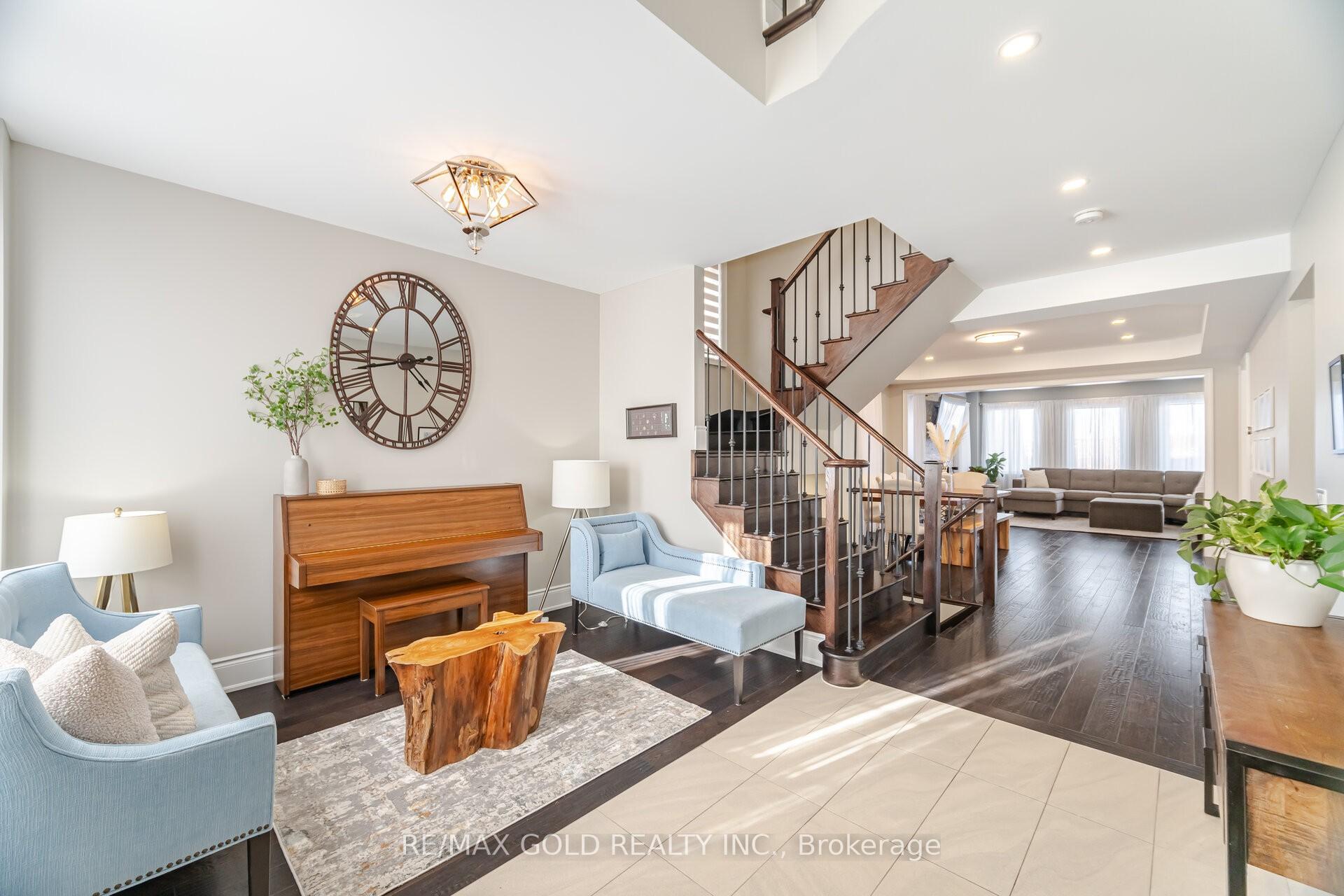 Photo 2 of 231 Bonnieglen Farm Boulevard, Caledon, Rural Caledon — HOMEH