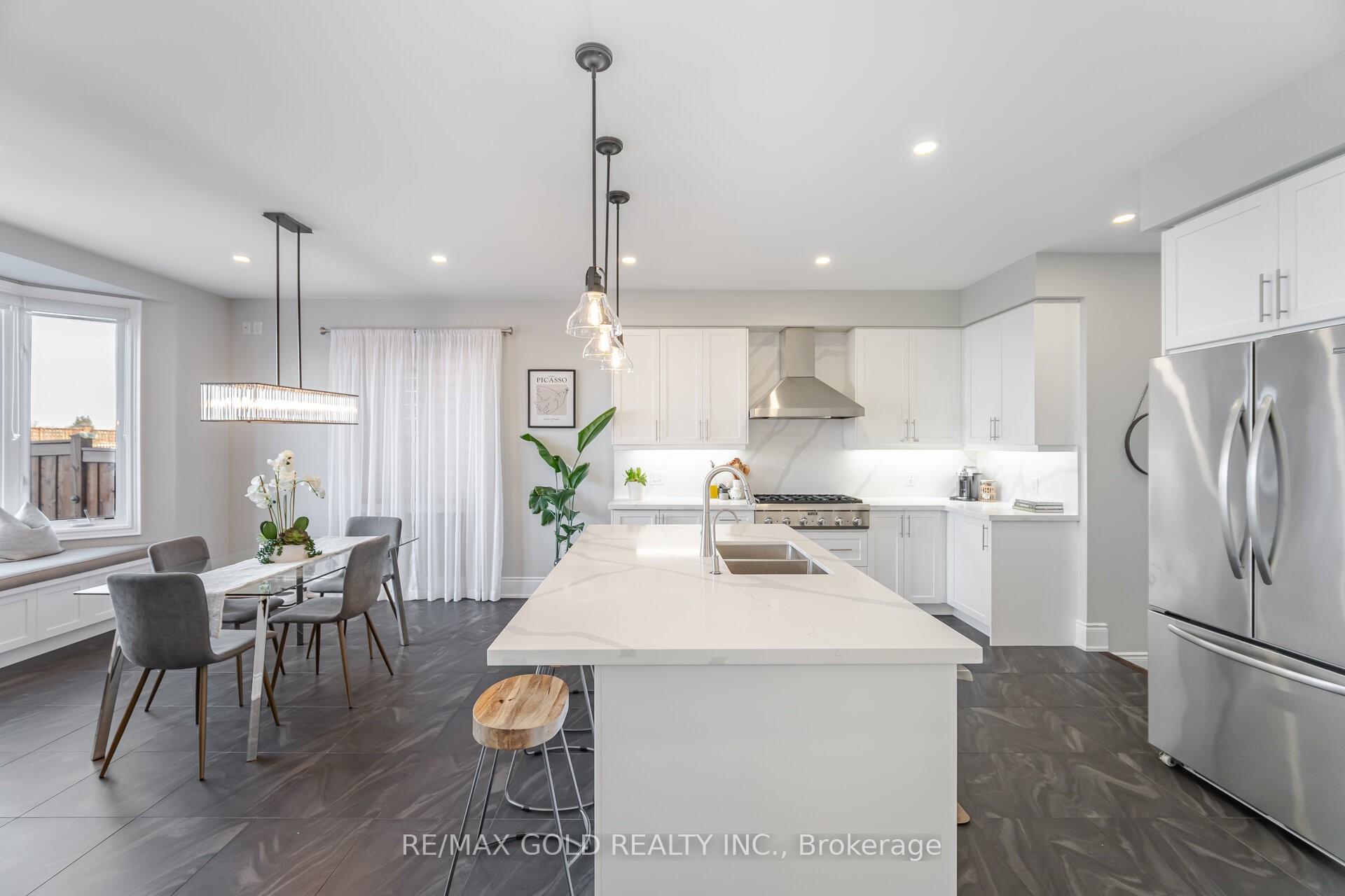Photo 9 of 231 Bonnieglen Farm Boulevard, Caledon, Rural Caledon — HOMEH