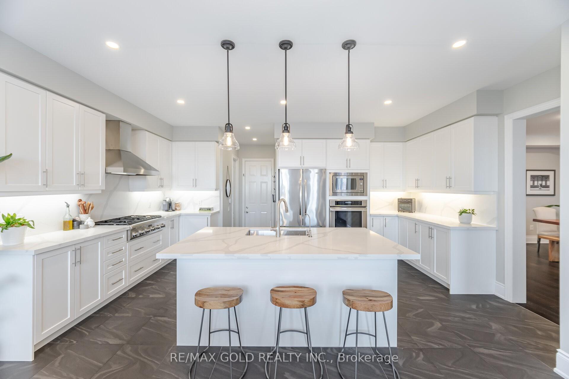 Photo 11 of 231 Bonnieglen Farm Boulevard, Caledon, Rural Caledon — HOMEH