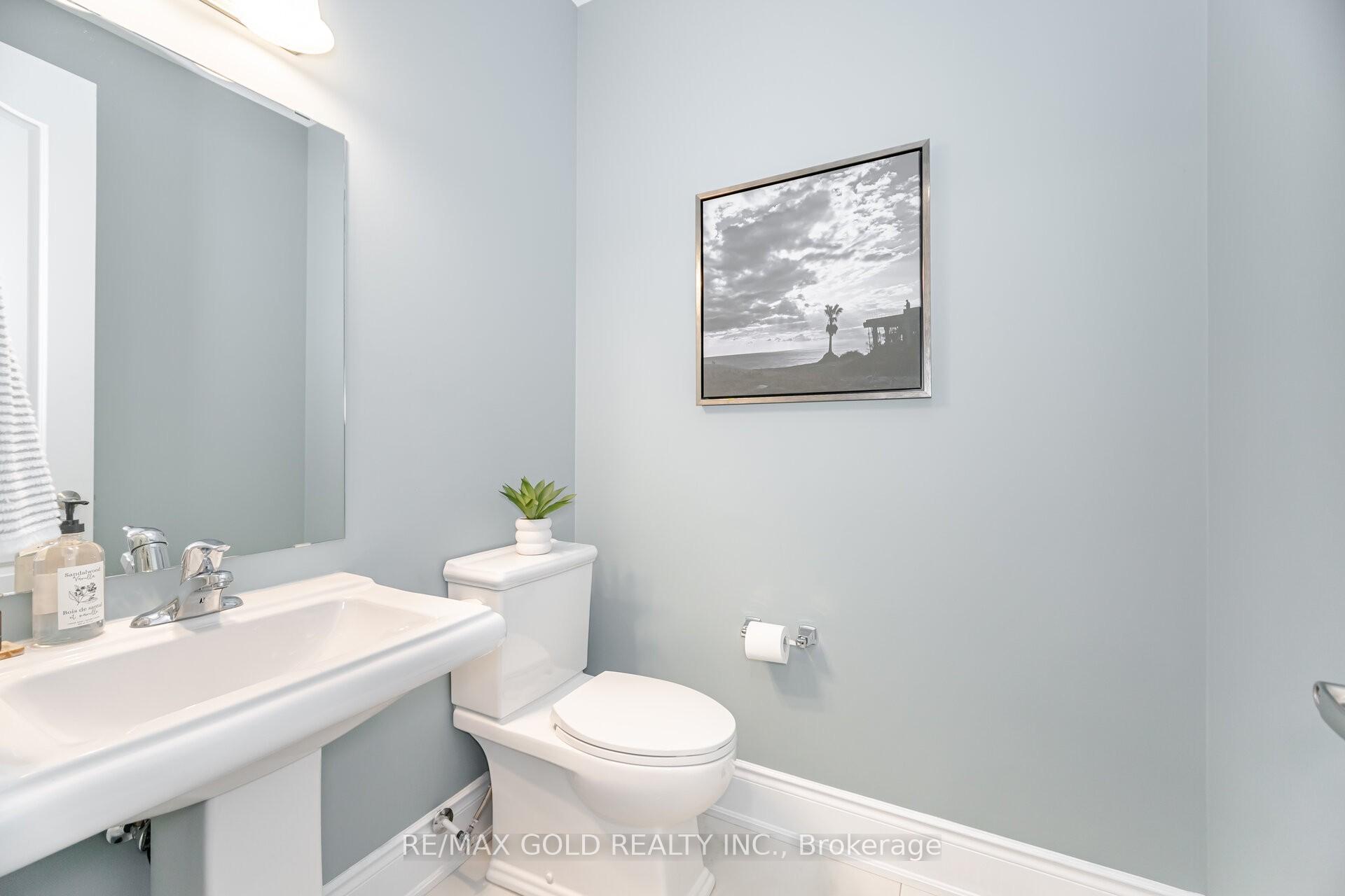 Photo 13 of 231 Bonnieglen Farm Boulevard, Caledon, Rural Caledon — HOMEH