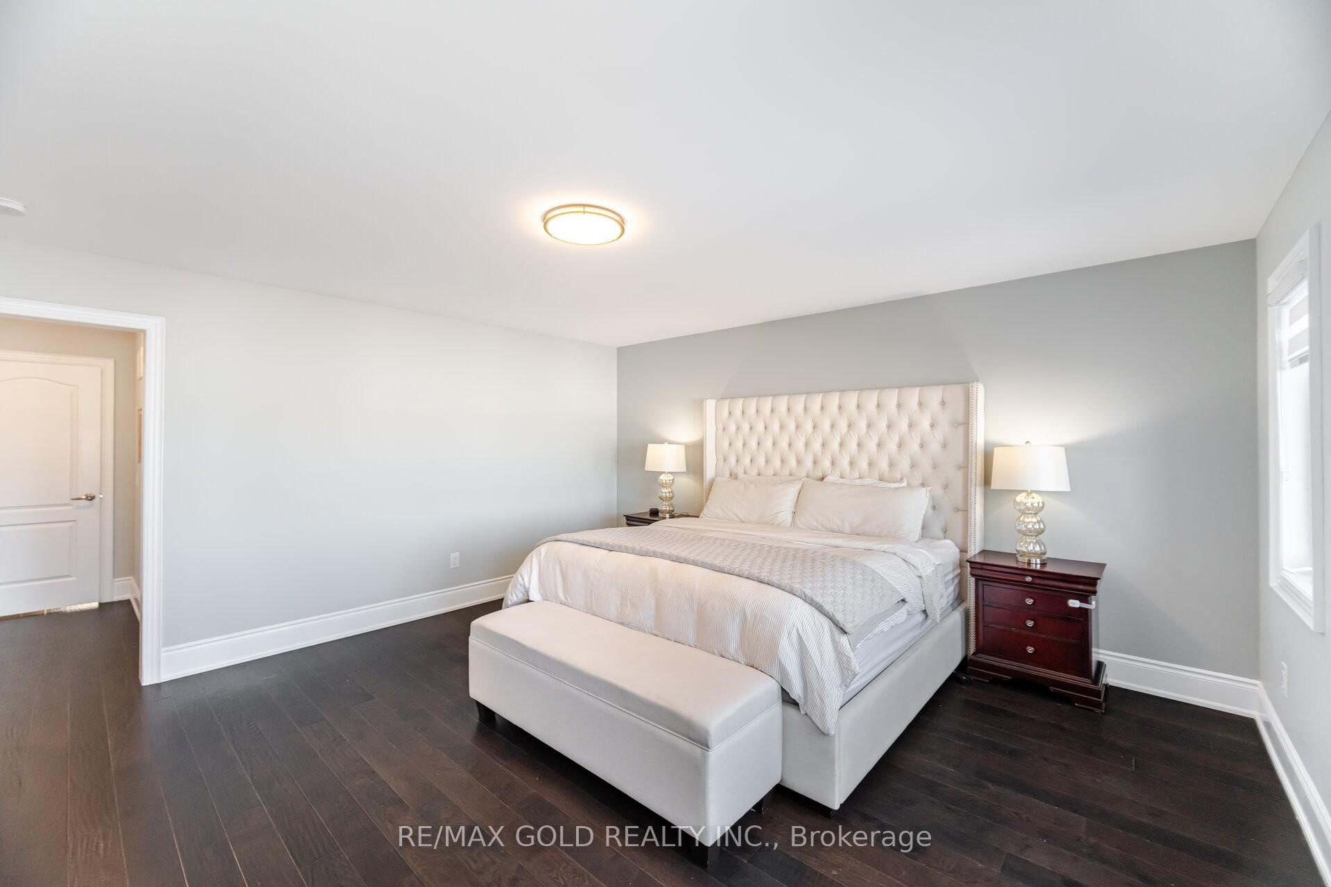 Photo 16 of 231 Bonnieglen Farm Boulevard, Caledon, Rural Caledon — HOMEH