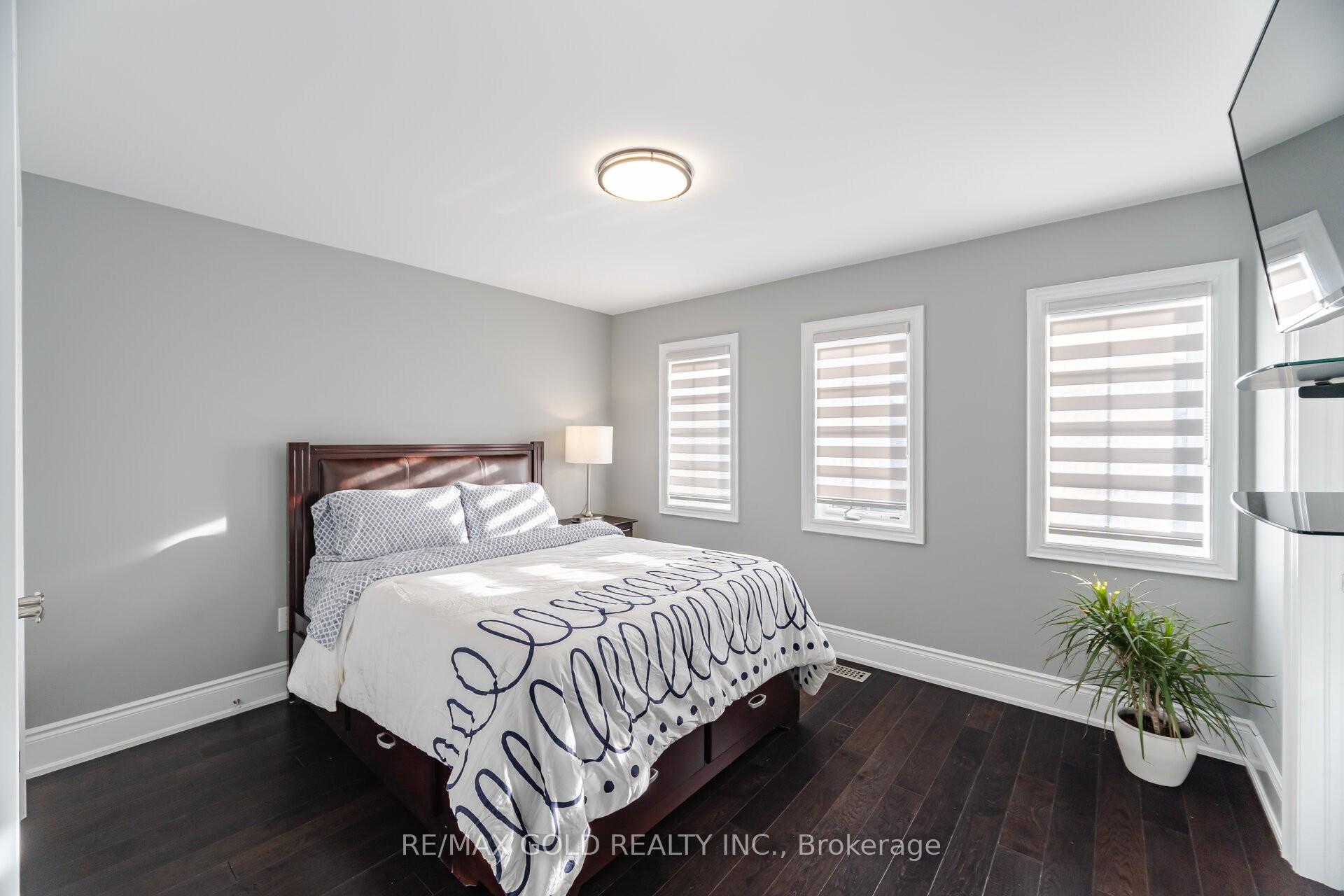 Photo 18 of 231 Bonnieglen Farm Boulevard, Caledon, Rural Caledon — HOMEH