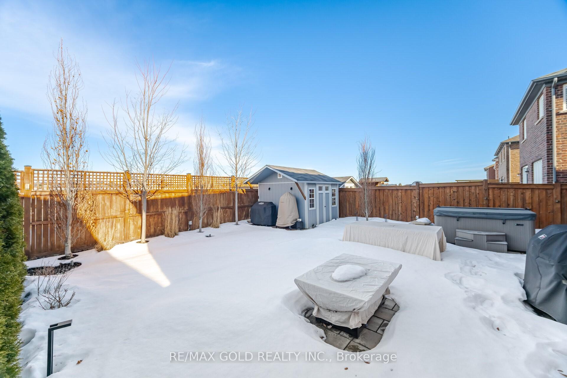 Photo 33 of 231 Bonnieglen Farm Boulevard, Caledon, Rural Caledon — HOMEH