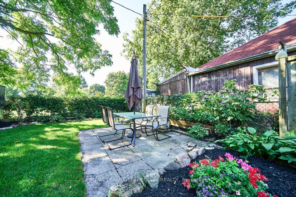 Photo 31 of 23 Carlisle Avenue, Clarington, Bowmanville — HOMEH