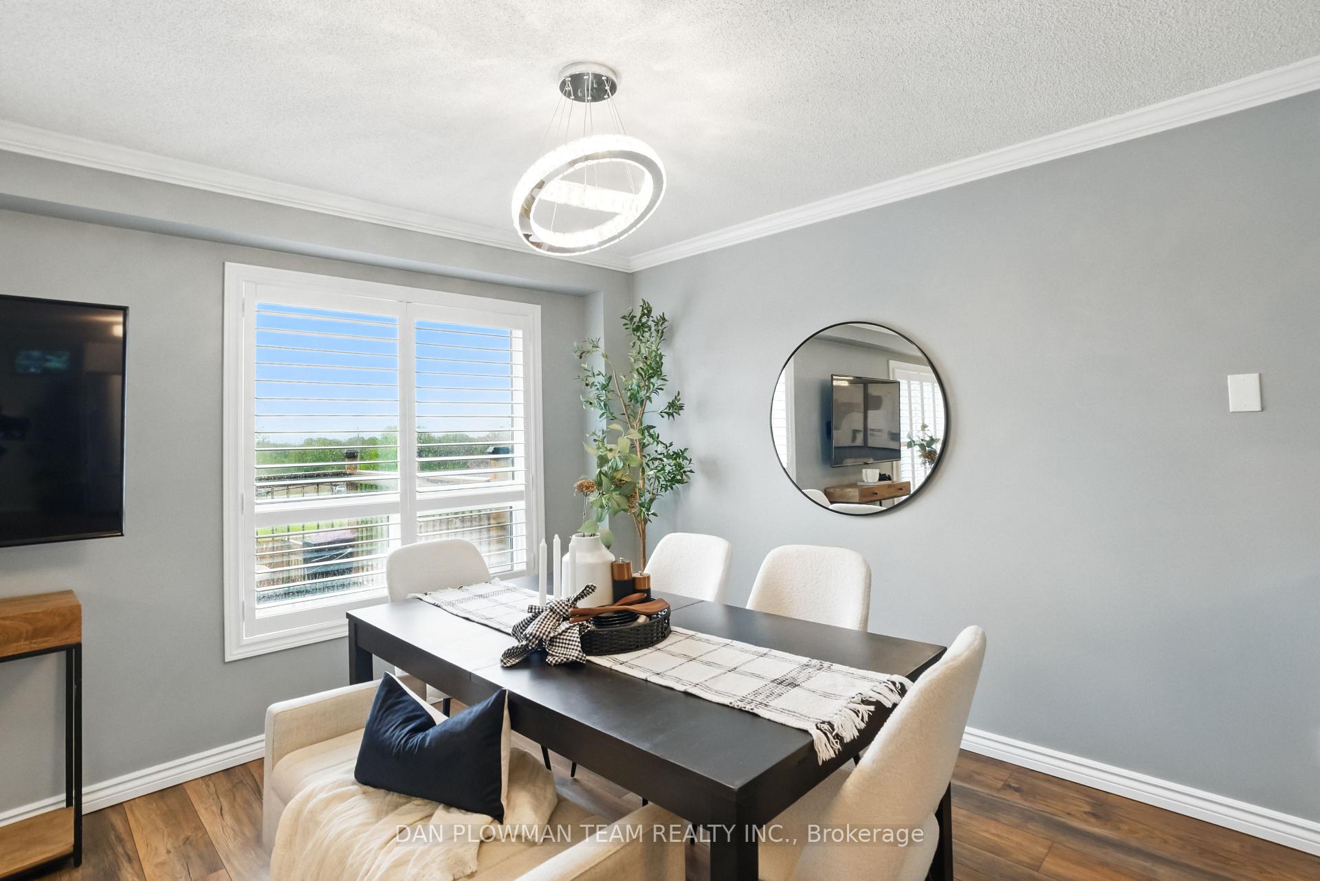 Photo 11 of 53 Champine Square, Clarington, Bowmanville — HOMEH