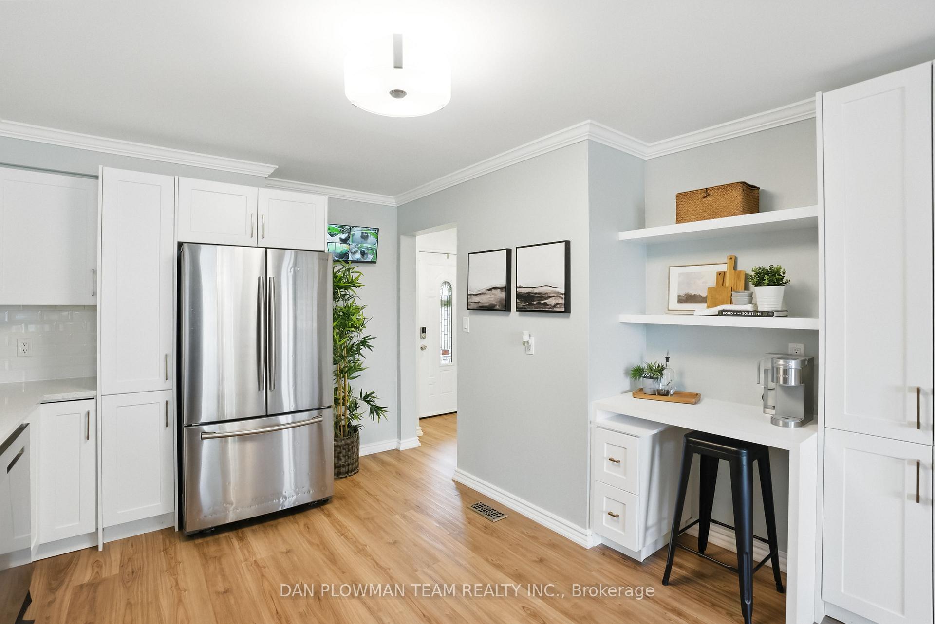 Photo 14 of 53 Champine Square, Clarington, Bowmanville — HOMEH