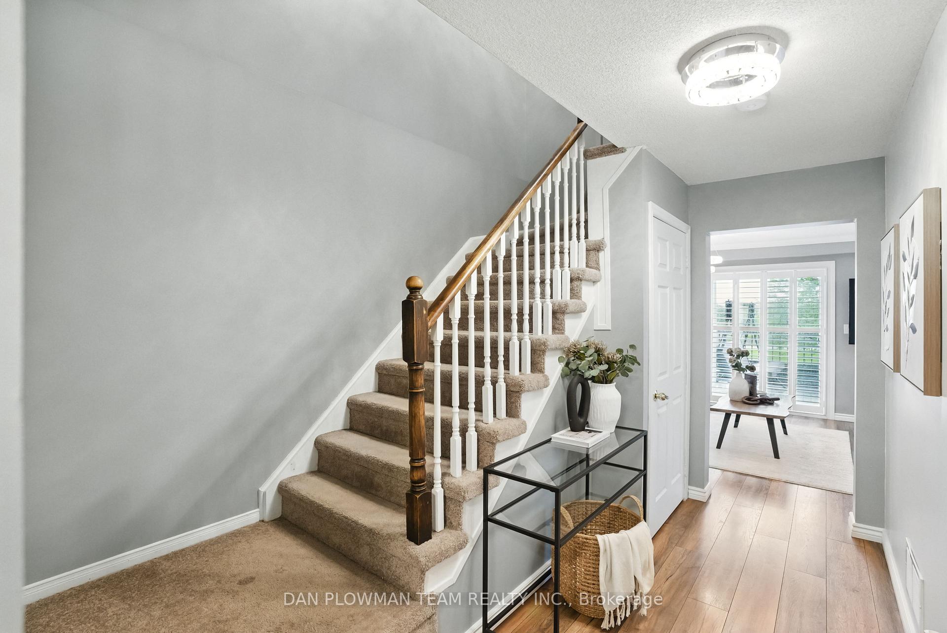 Photo 19 of 53 Champine Square, Clarington, Bowmanville — HOMEH