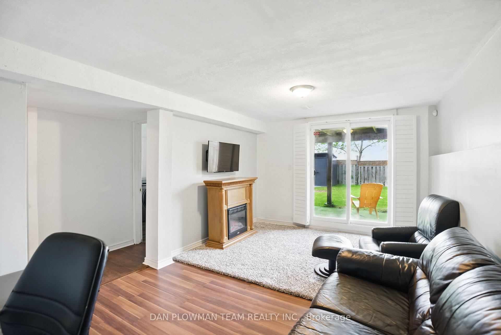 Photo 31 of 53 Champine Square, Clarington, Bowmanville — HOMEH