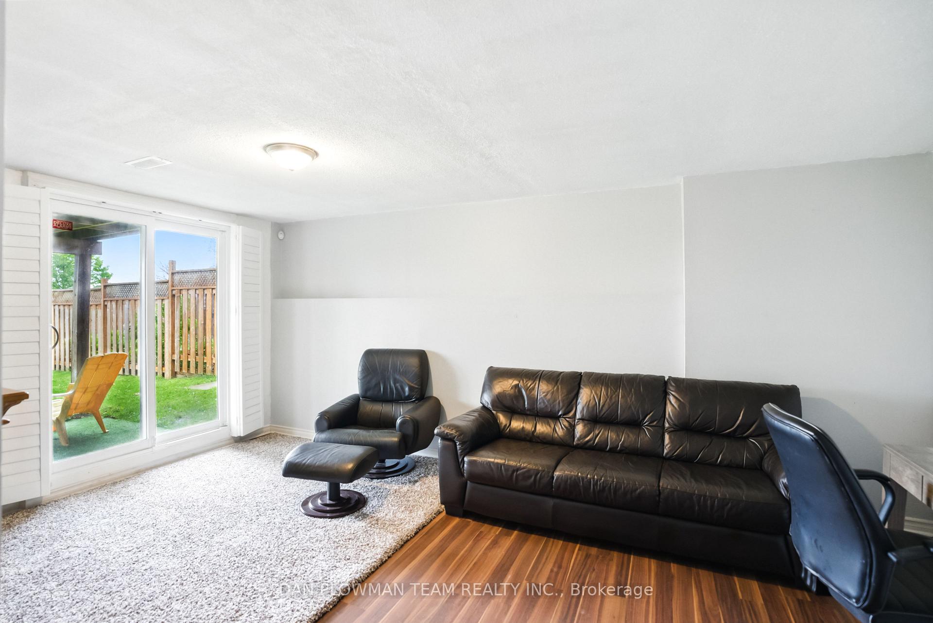 Photo 34 of 53 Champine Square, Clarington, Bowmanville — HOMEH