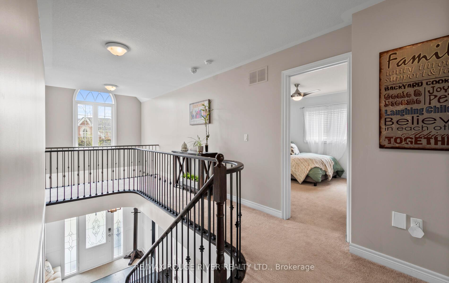 Photo 7 of 34 Colville Avenue, Clarington, Bowmanville — HOMEH