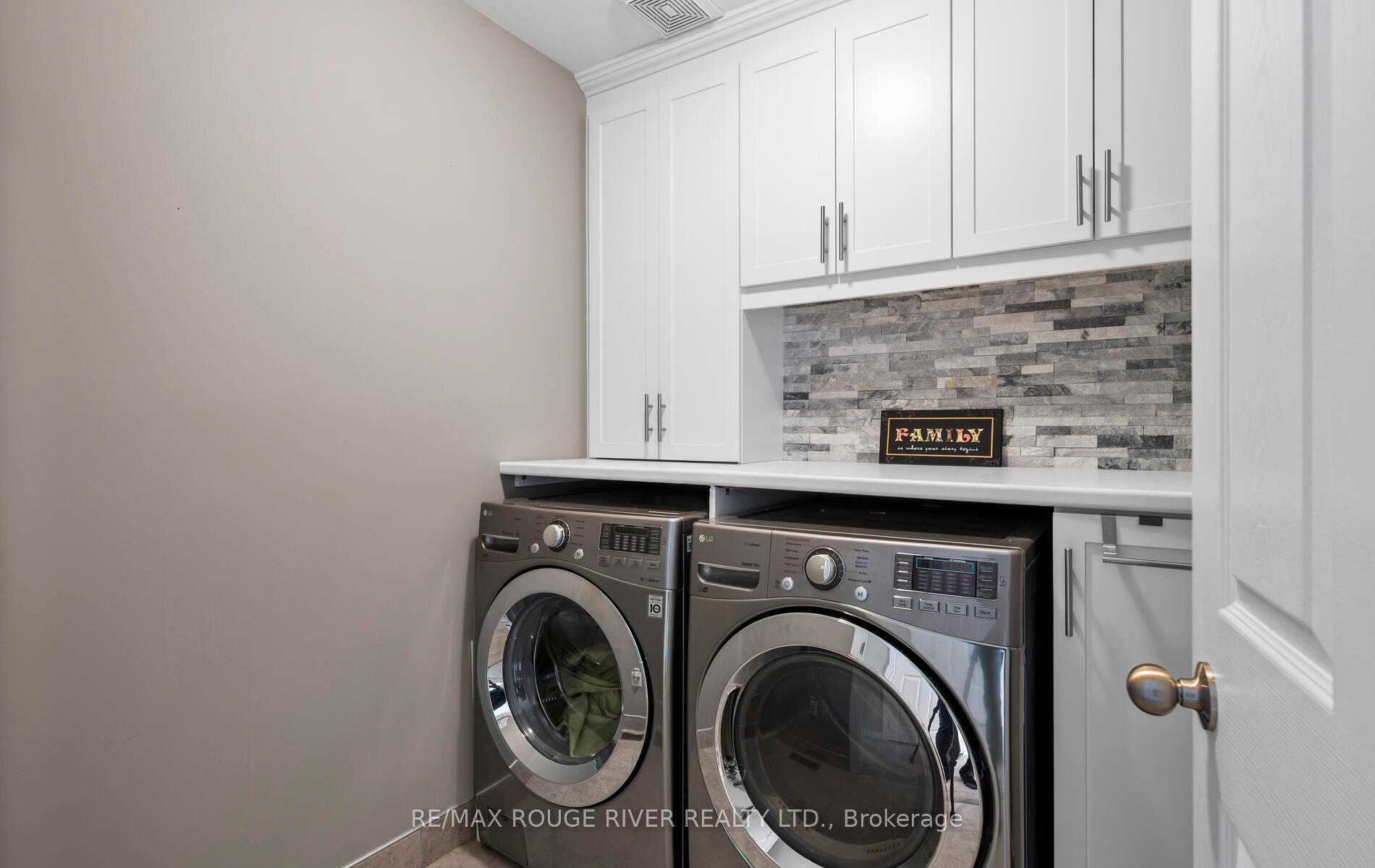 Photo 19 of 34 Colville Avenue, Clarington, Bowmanville — HOMEH