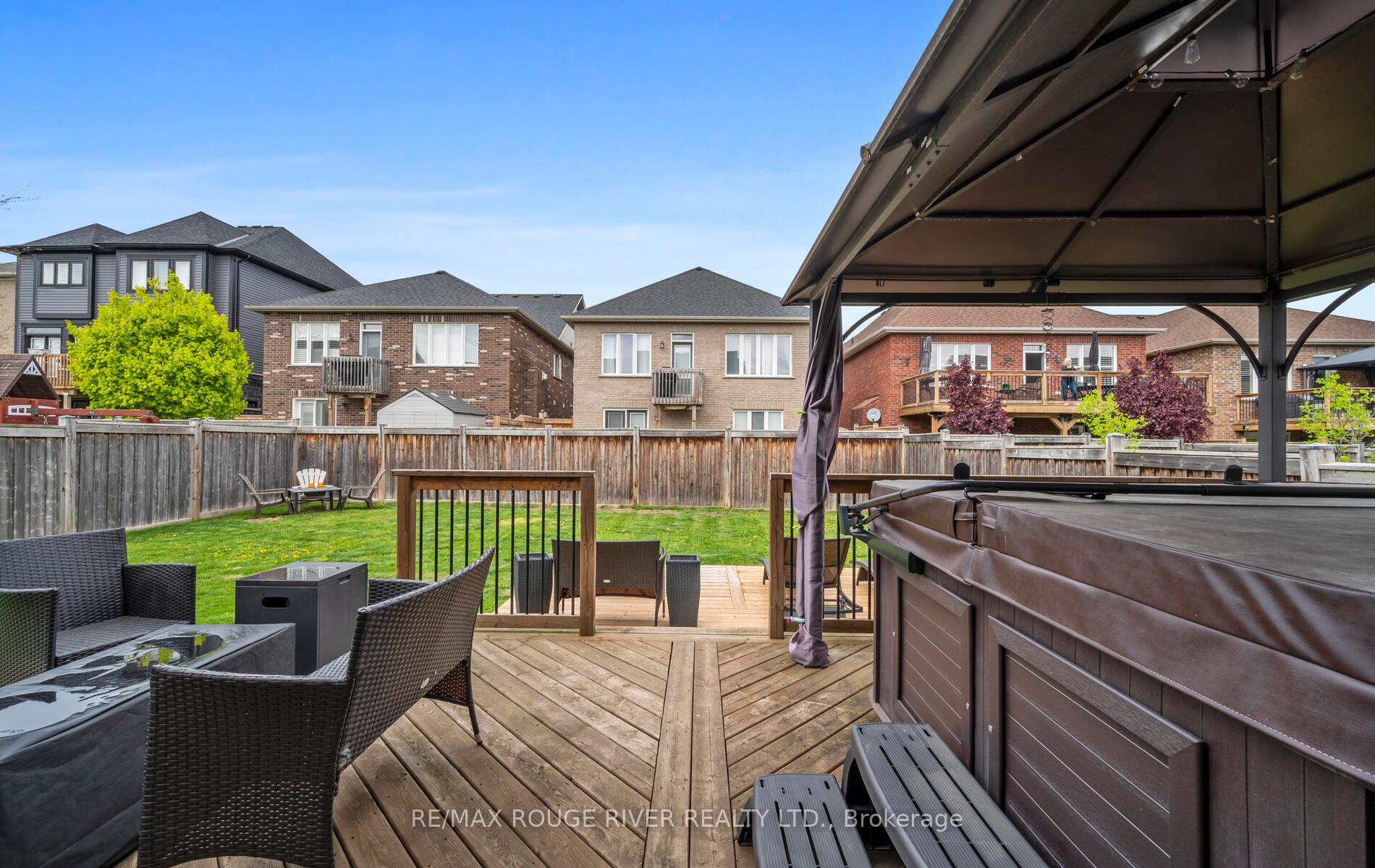 Photo 22 of 34 Colville Avenue, Clarington, Bowmanville — HOMEH