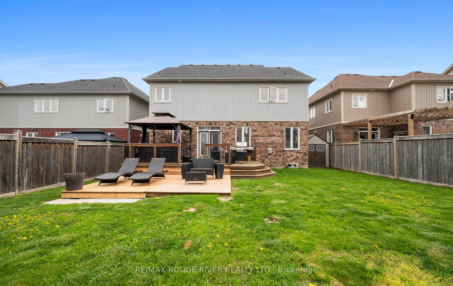 Photo 23 of 34 Colville Avenue, Clarington, Bowmanville — HOMEH